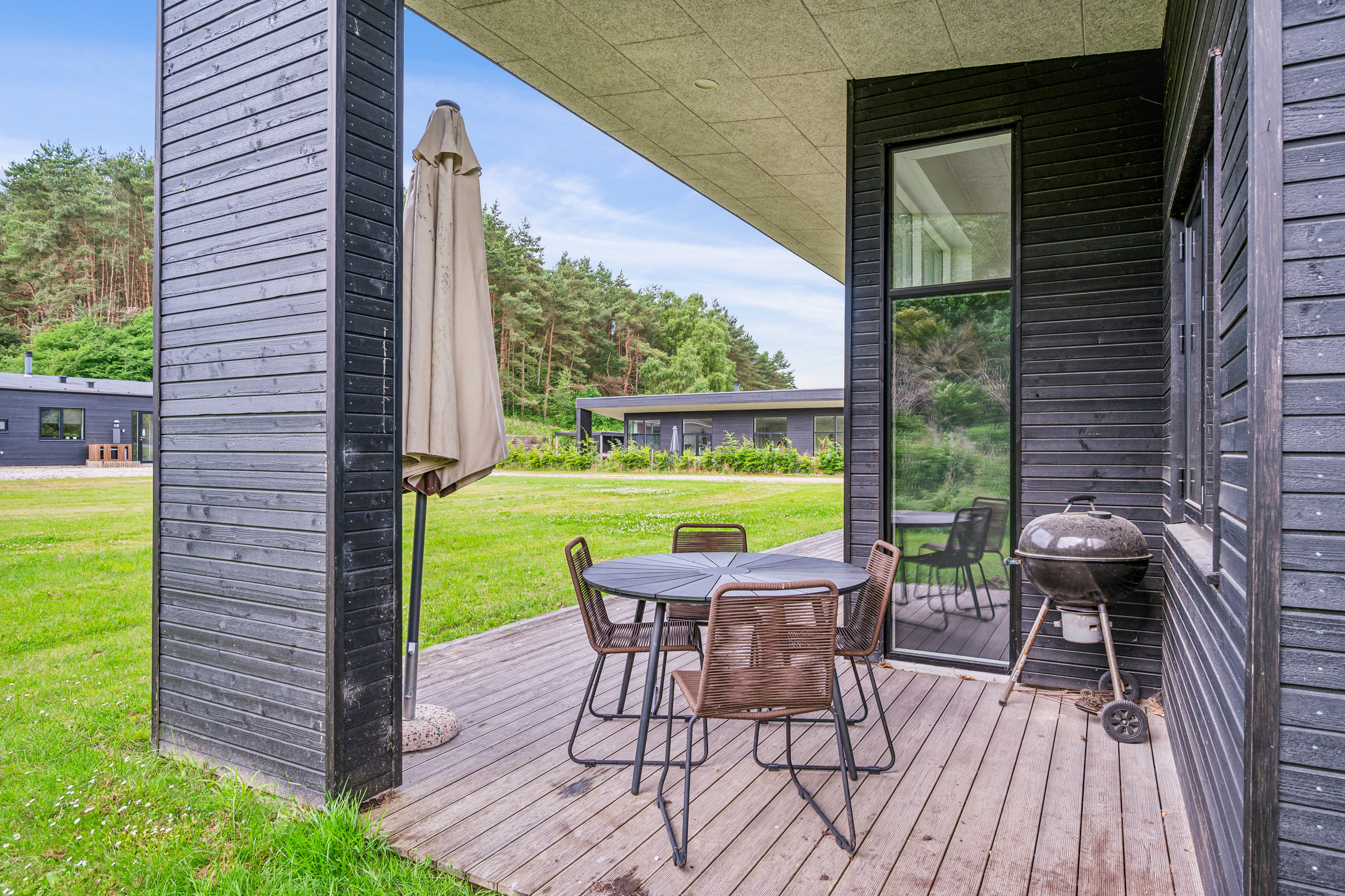 Fremhævet altan billede i fuldskærmstilstand. Billede af Bækholmen 5A, Dråby, 8400 Ebeltoft