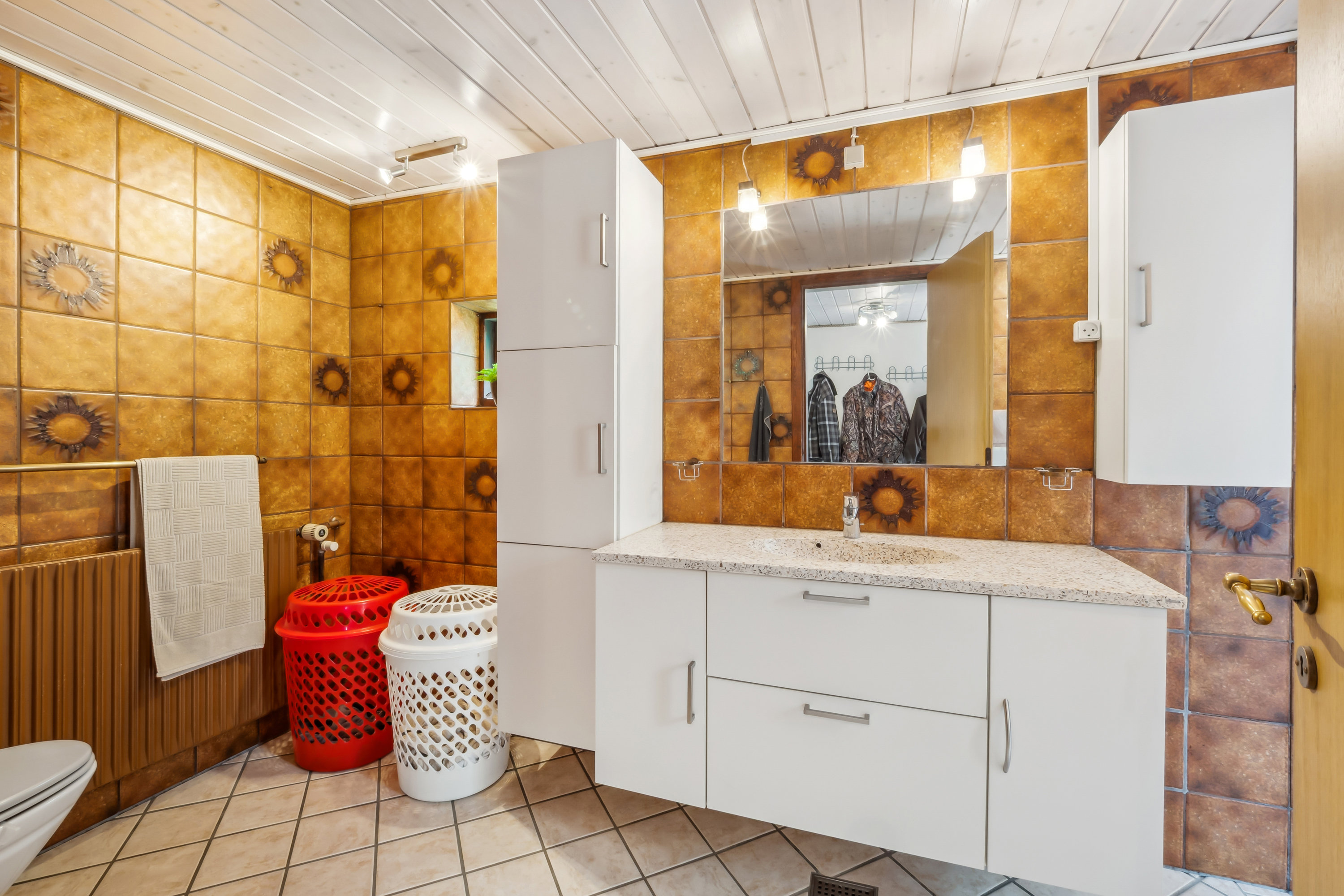 Fremhævet badeværelse billede i fuldskærmstilstand. Billede af Vildmosen 8, Ejstrup, 7860 Spøttrup