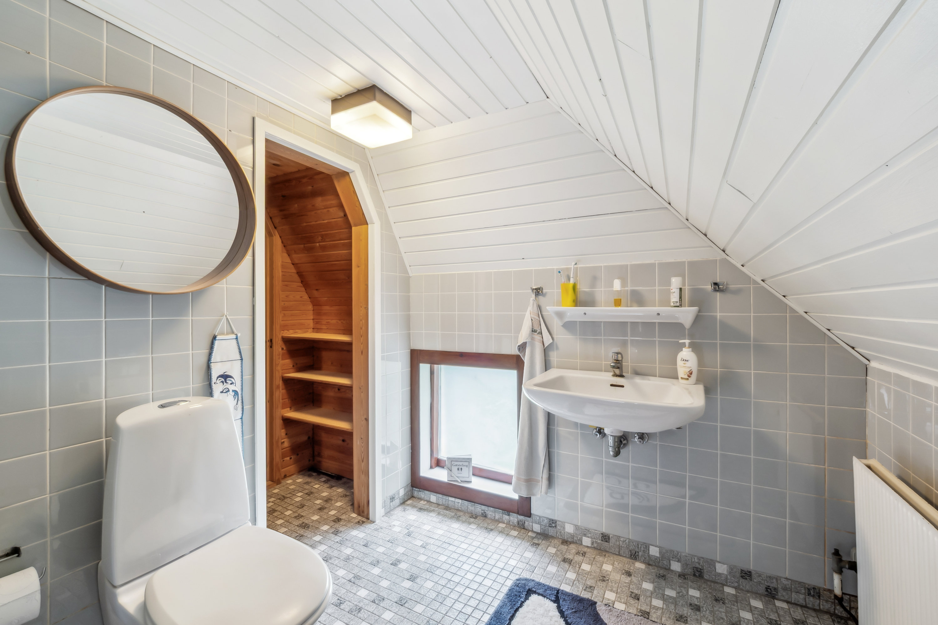 Fremhævet badeværelse billede i fuldskærmstilstand. Billede af Vildmosen 8, Ejstrup, 7860 Spøttrup