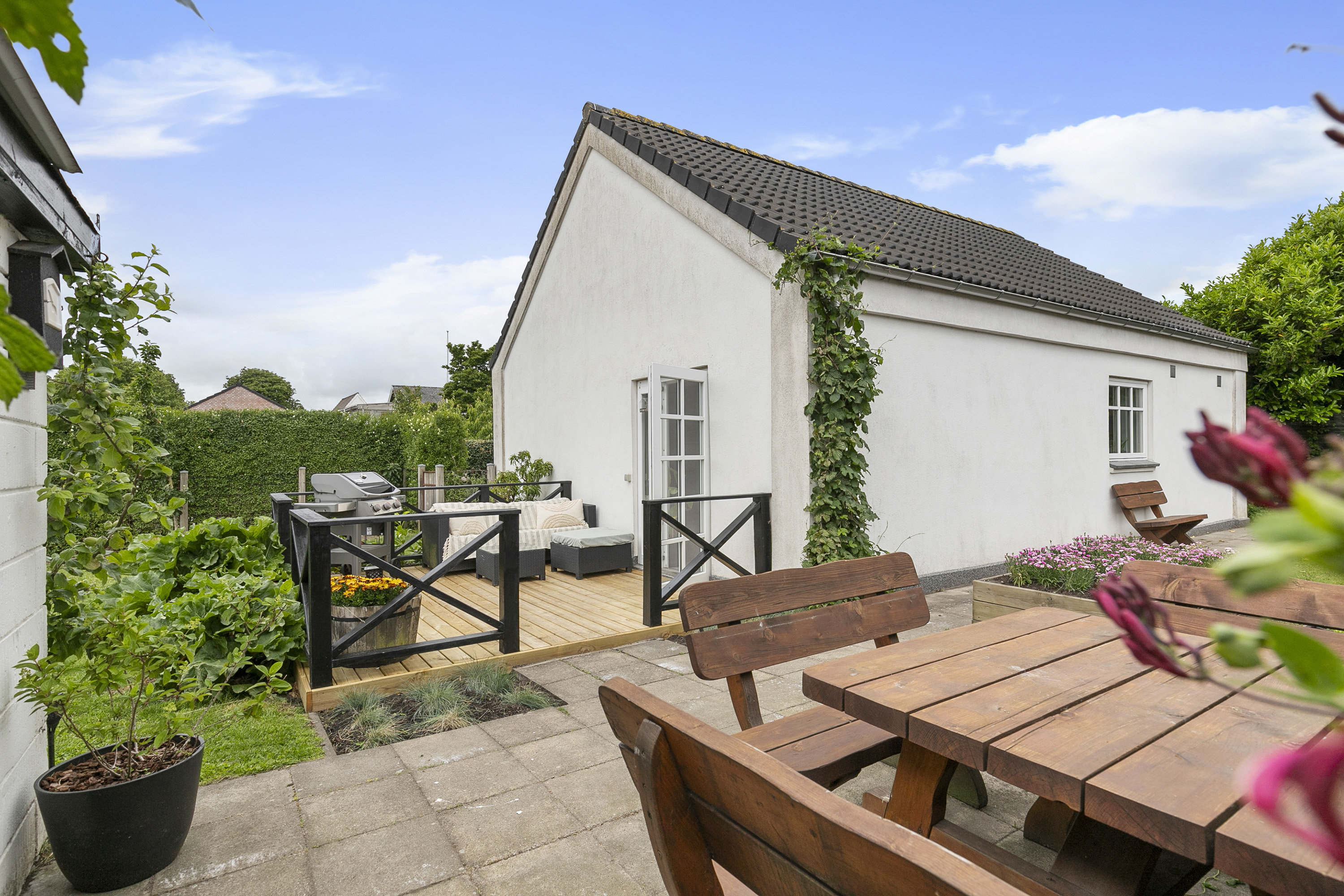 Fremhævet terrasse billede i fuldskærmstilstand. Billede af Damgade 2, 9700 Brønderslev