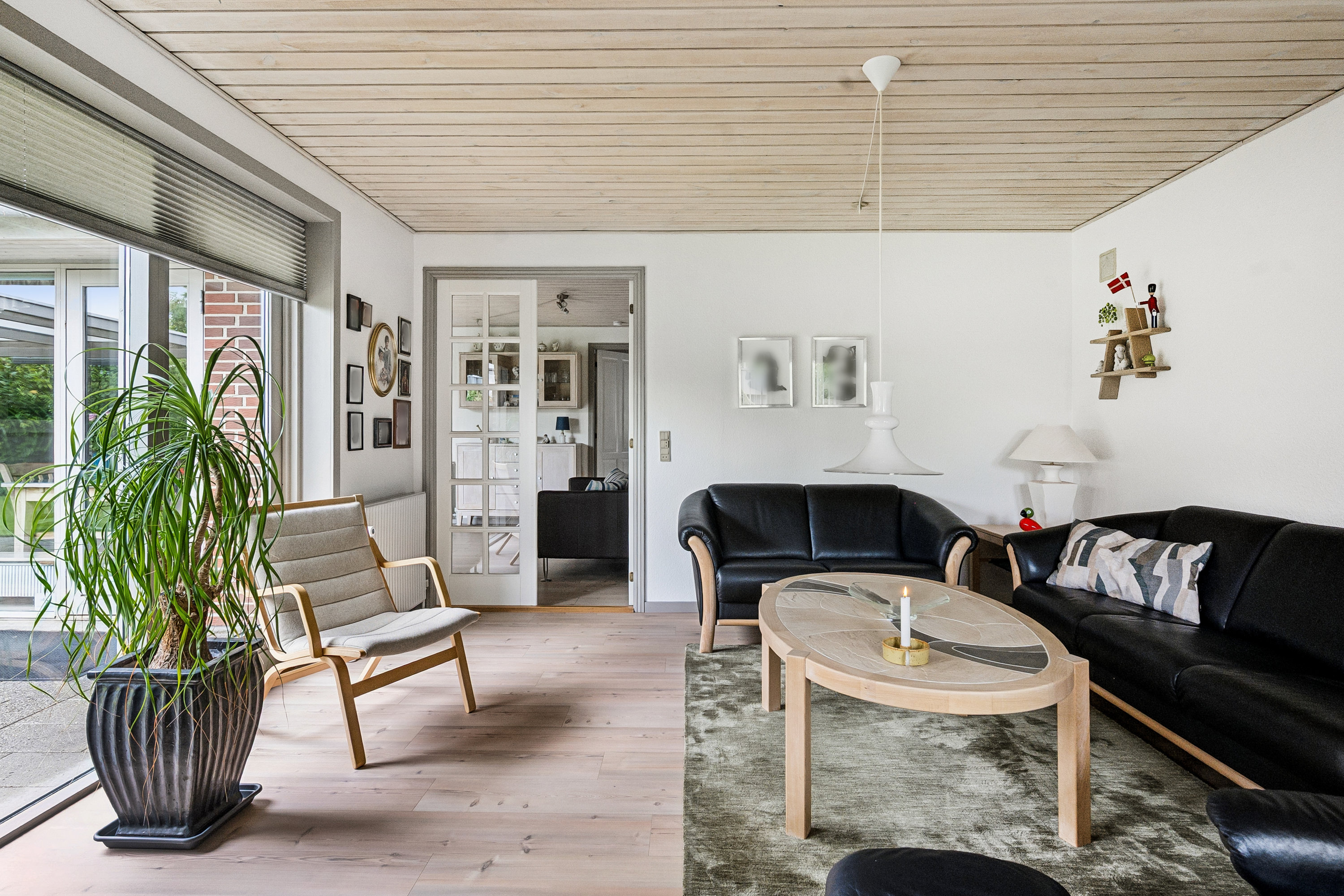 Fremhævet stue billede i fuldskærmstilstand. Billede af Søparken 10, 6862 Tistrup