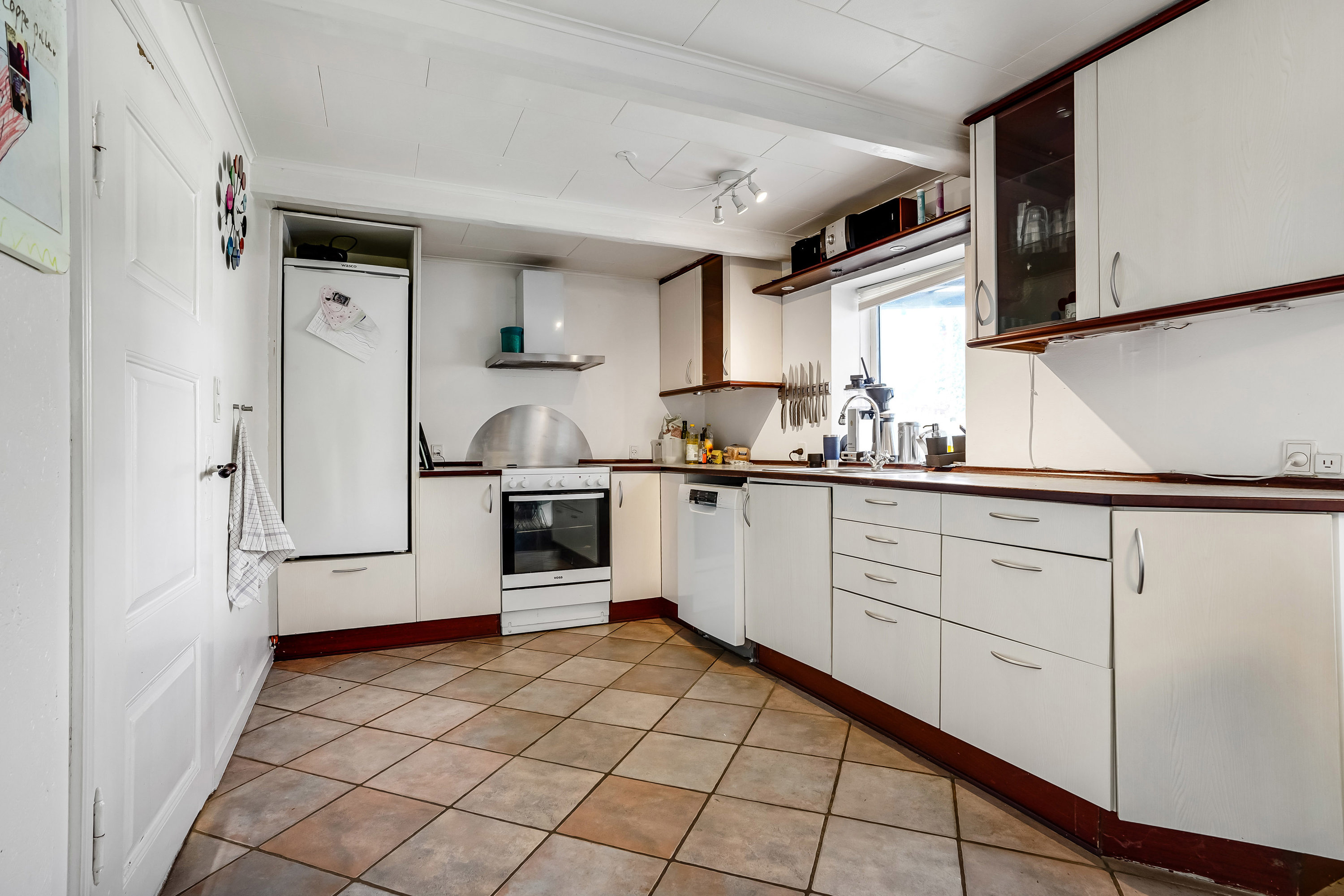 Fremhævet køkken billede i fuldskærmstilstand. Billede af Tallerupvej 73C, Tommerup St, 5690 Tommerup