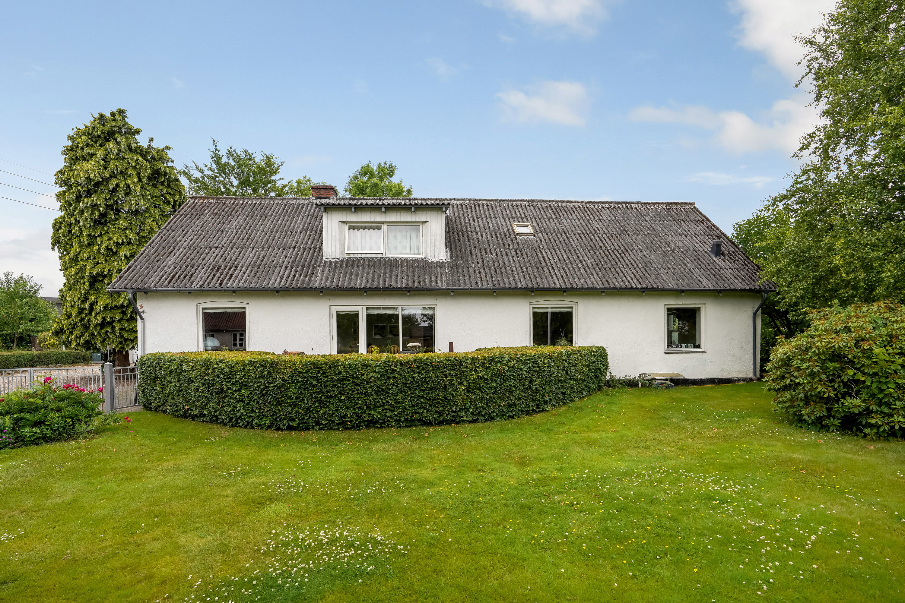 Miniaturebillede 1: ejendommen. Billede af Bygade 29, 7160 Tørring