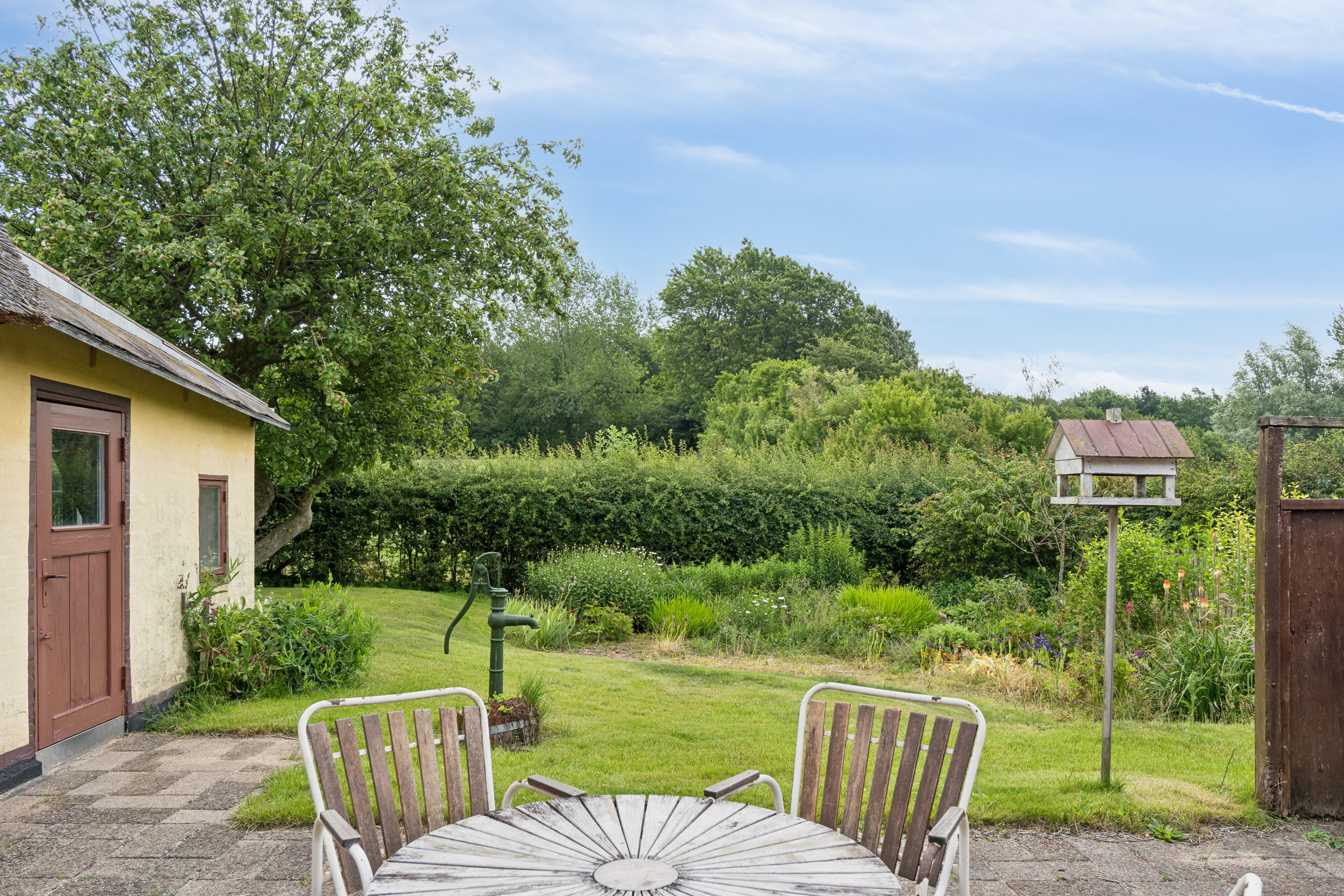 Fremhævet terrasse billede i fuldskærmstilstand. Billede af Brændeskovvej 18, Tved, 5700 Svendborg