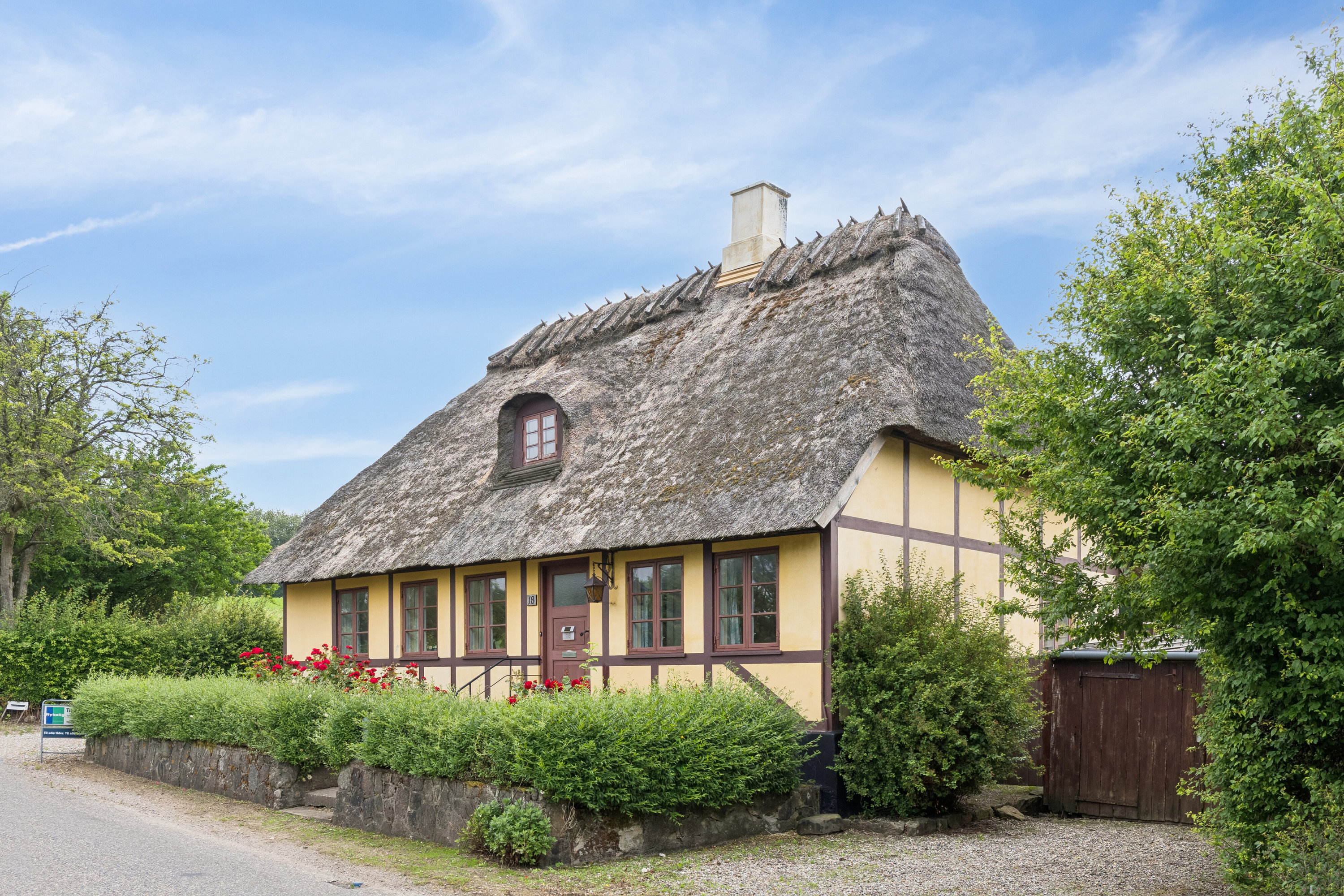 Fremhævet udendørs billede i fuldskærmstilstand. Billede af Brændeskovvej 18, Tved, 5700 Svendborg