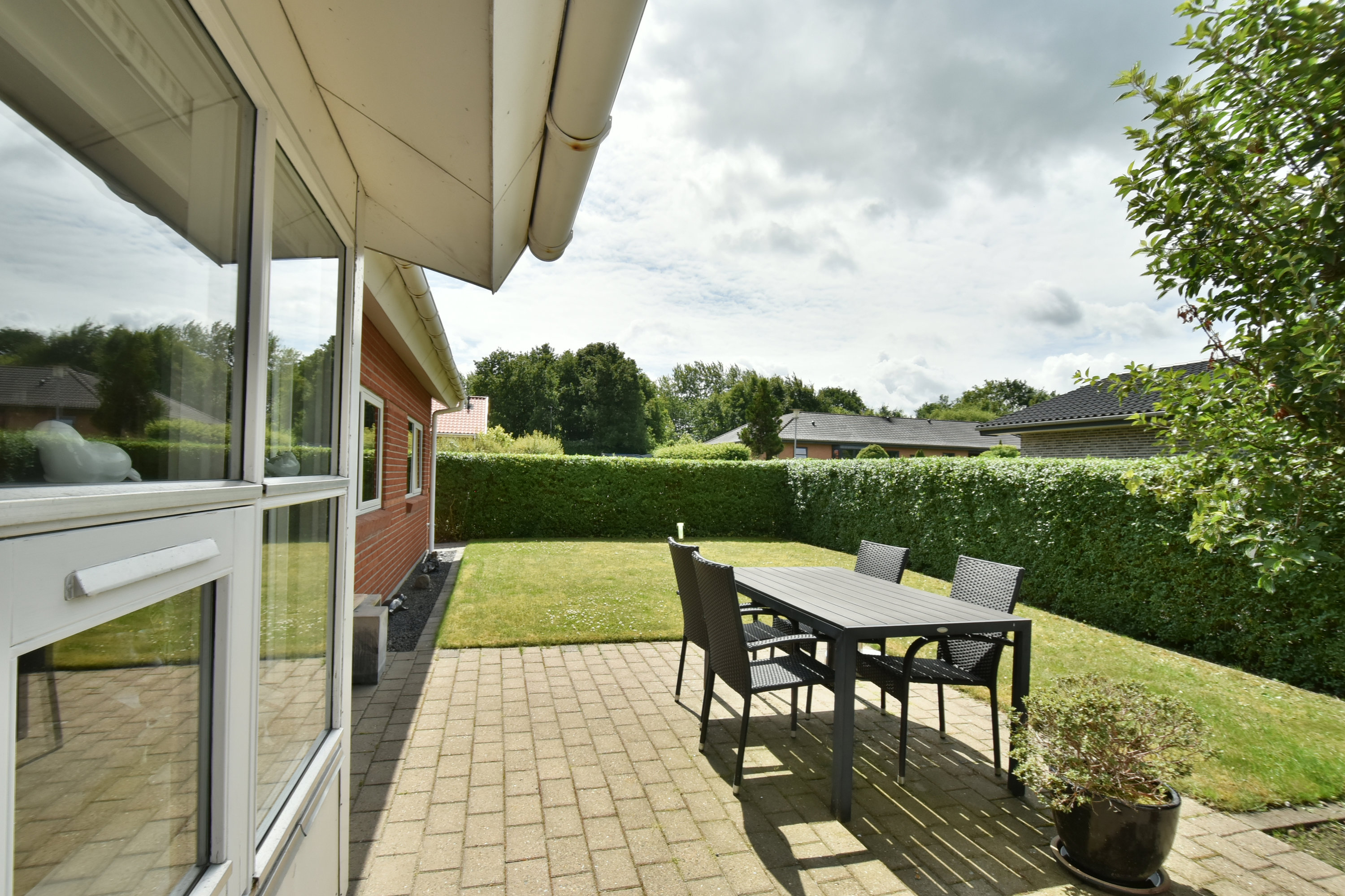 Fremhævet terrasse billede i fuldskærmstilstand. Billede af Jættevej 56B, Skibbild, 7480 Vildbjerg