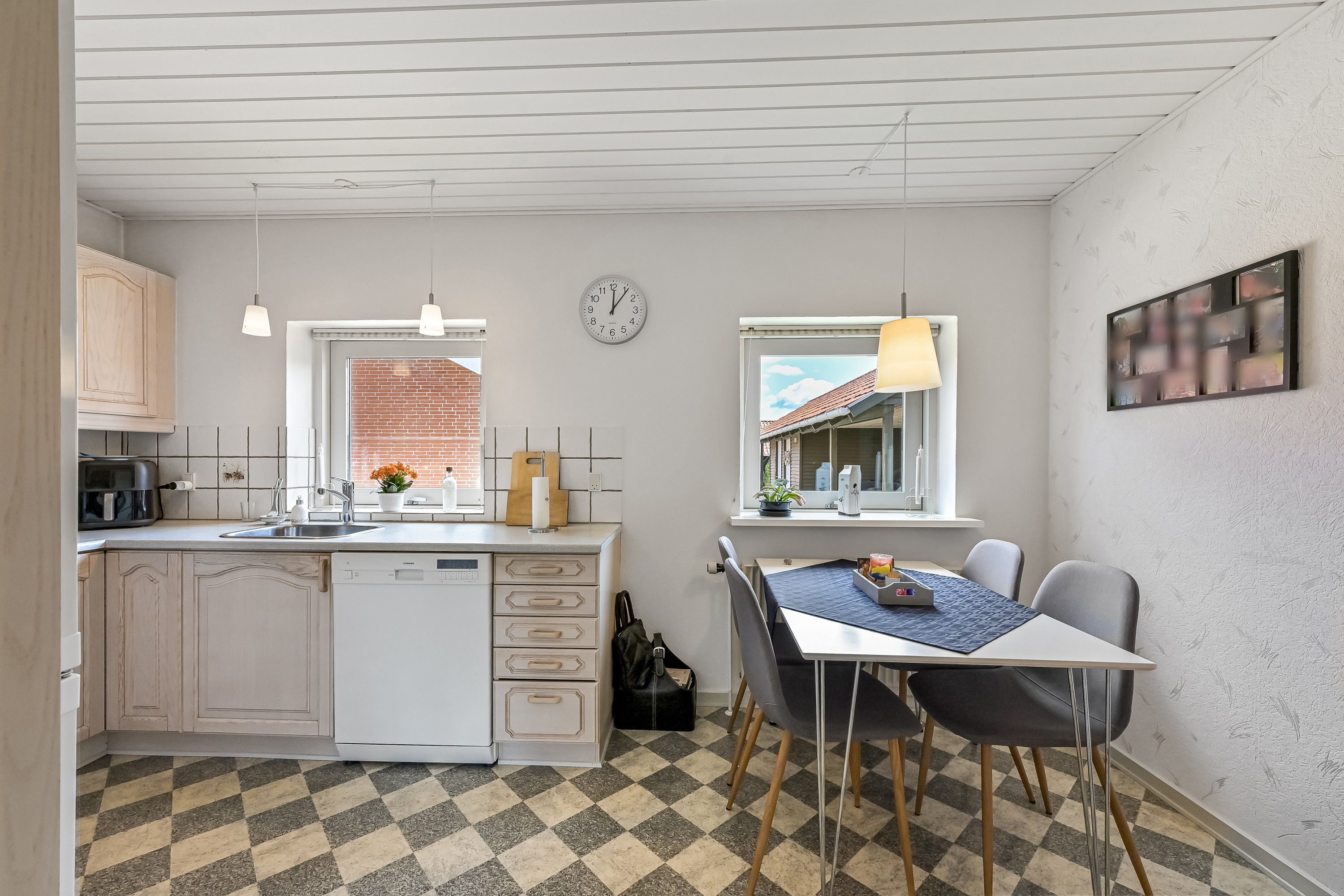 Fremhævet køkken billede i fuldskærmstilstand. Billede af Jættevej 56B, Skibbild, 7480 Vildbjerg