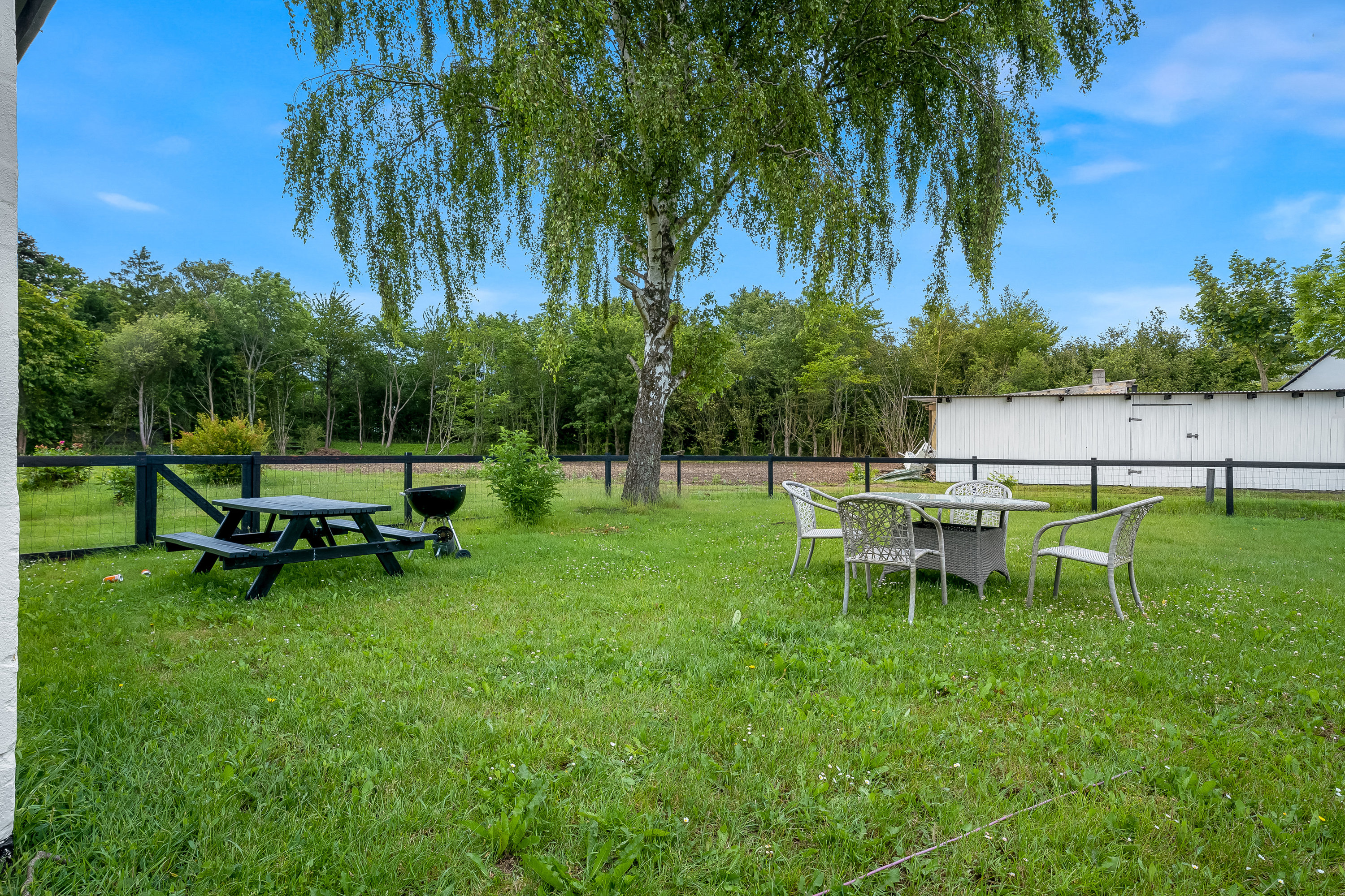 Fremhævet have billede i fuldskærmstilstand. Billede af Skovvej 5, 4960 Holeby