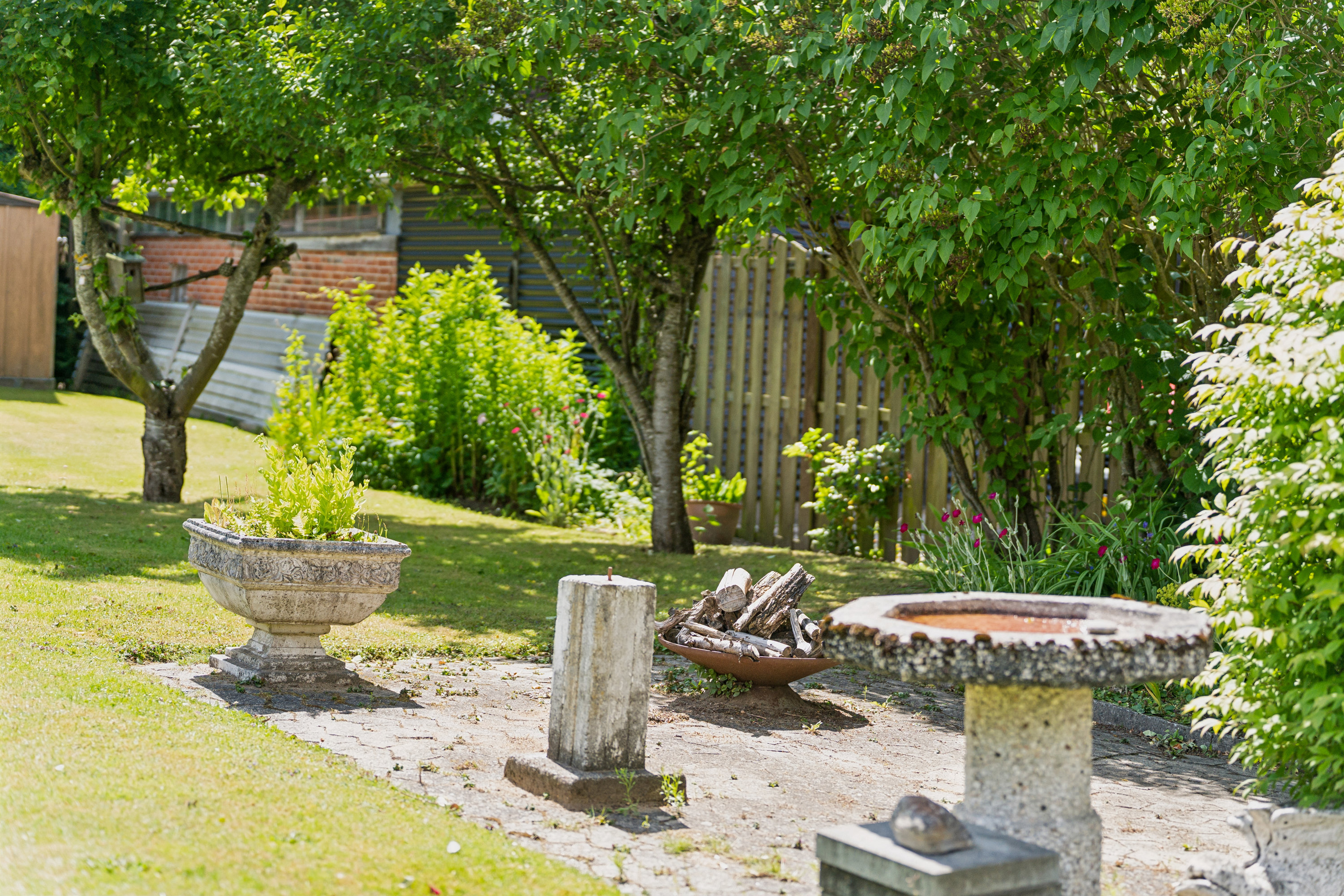 Fremhævet have billede i fuldskærmstilstand. Billede af Hovedgaden 47, 8860 Ulstrup