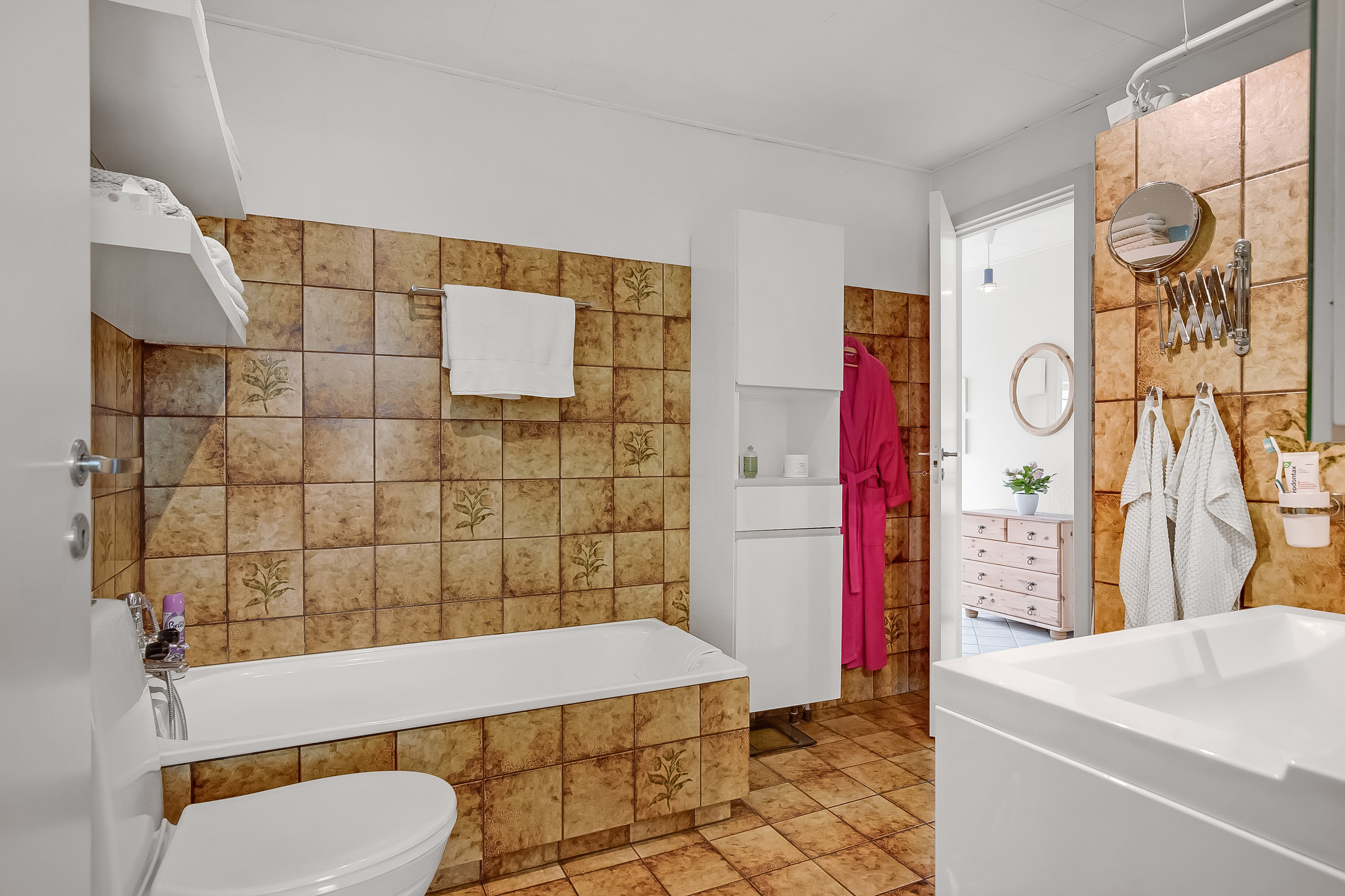 Fremhævet badeværelse billede i fuldskærmstilstand. Billede af Julivænget 61, Bramdrupdam, 6000 Kolding