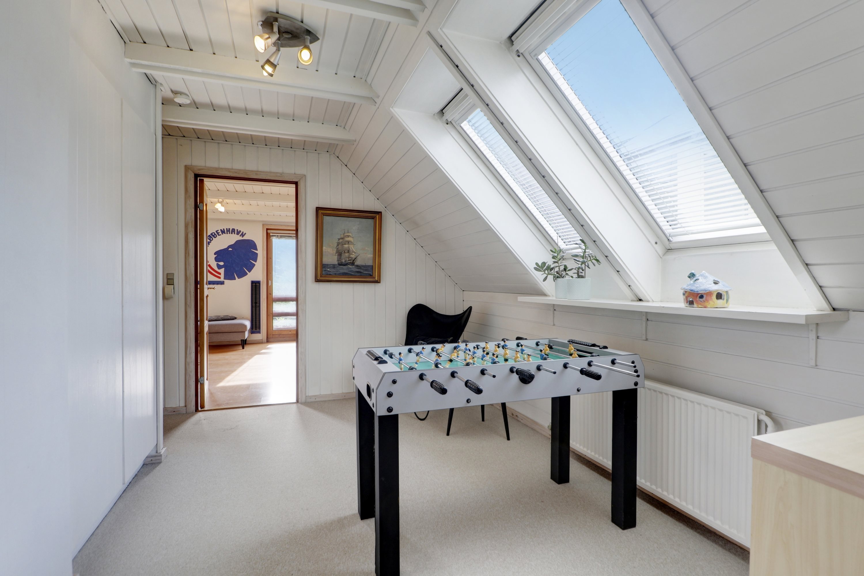 Fremhævet 1. sal billede i fuldskærmstilstand. Billede af Skovbrinken 28, 3450 Allerød