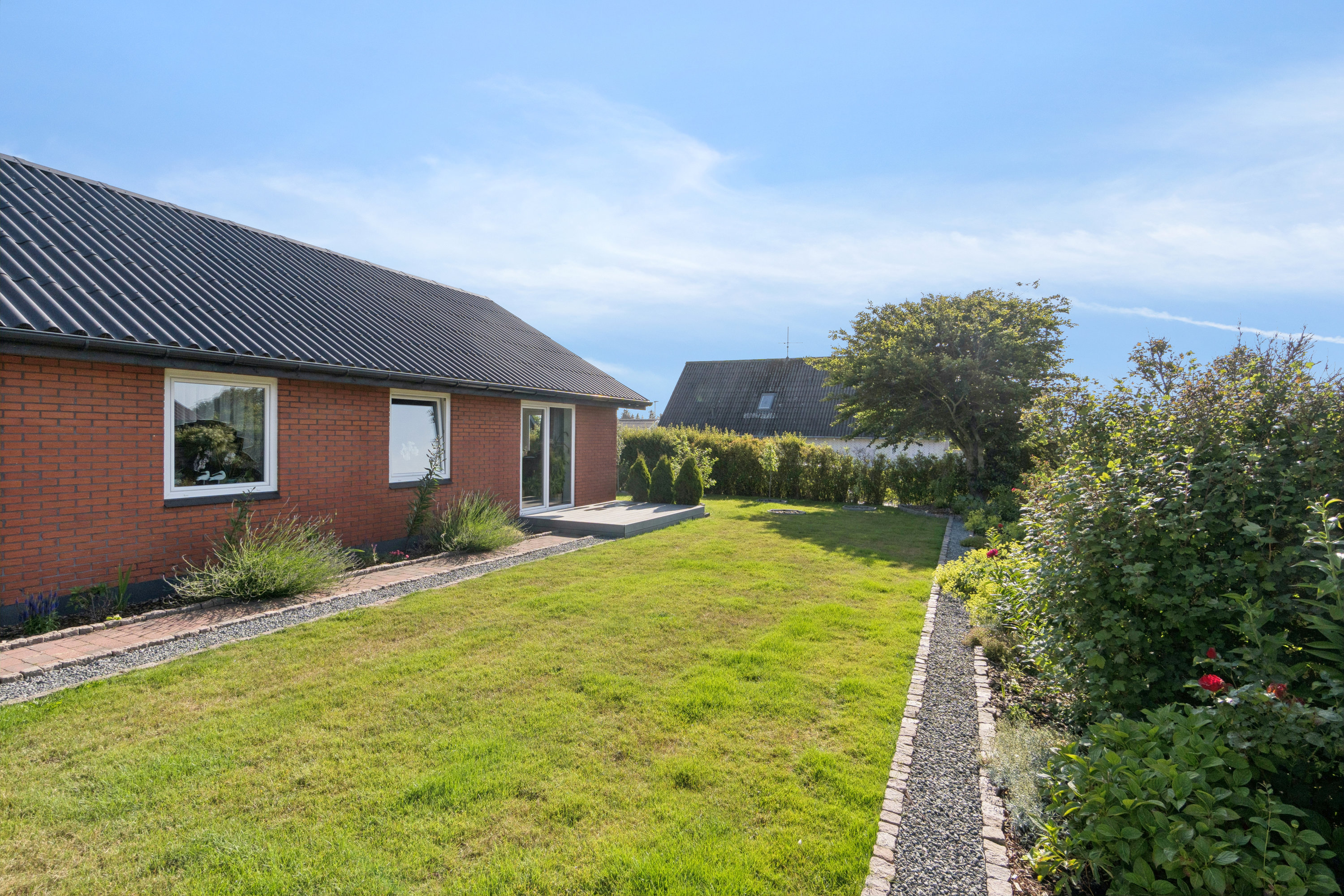 Fremhævet haven billede i fuldskærmstilstand. Billede af Bøgebakken 7, Ræhr, 7730 Hanstholm