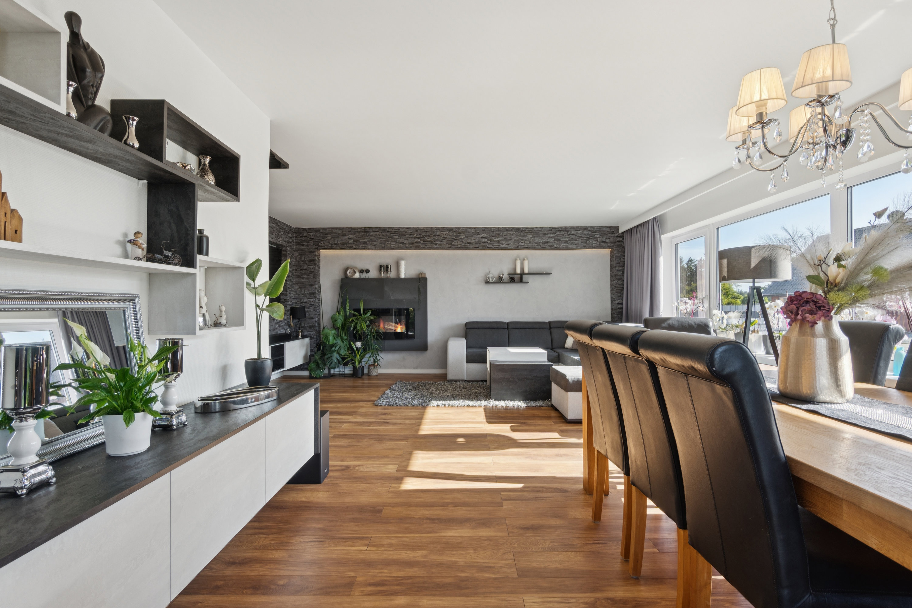 Fremhævet stue billede i fuldskærmstilstand. Billede af Bøgebakken 7, Ræhr, 7730 Hanstholm