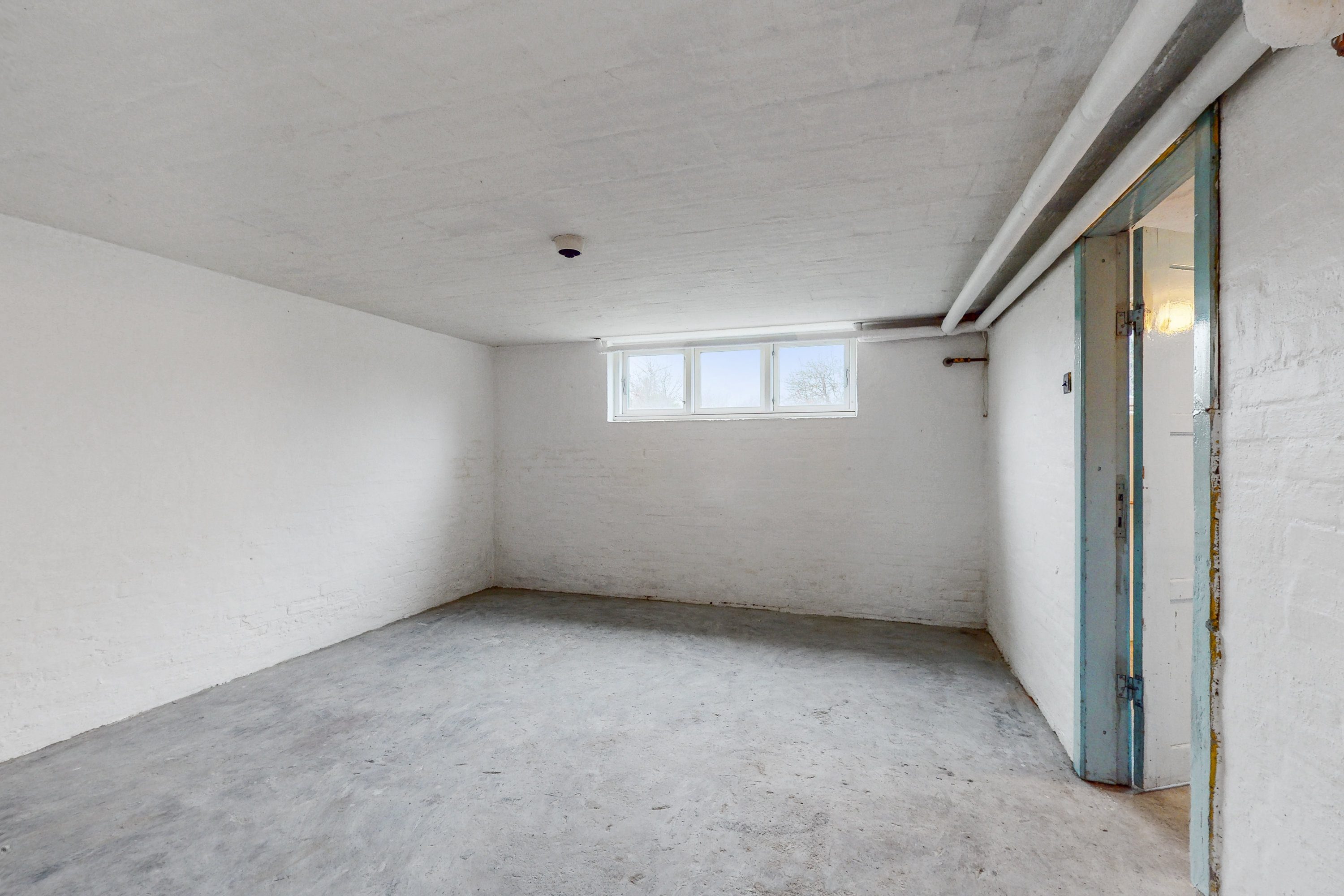 Fremhævet kælder billede i fuldskærmstilstand. Billede af Gl Landevej 39, Tornby, 9850 Hirtshals