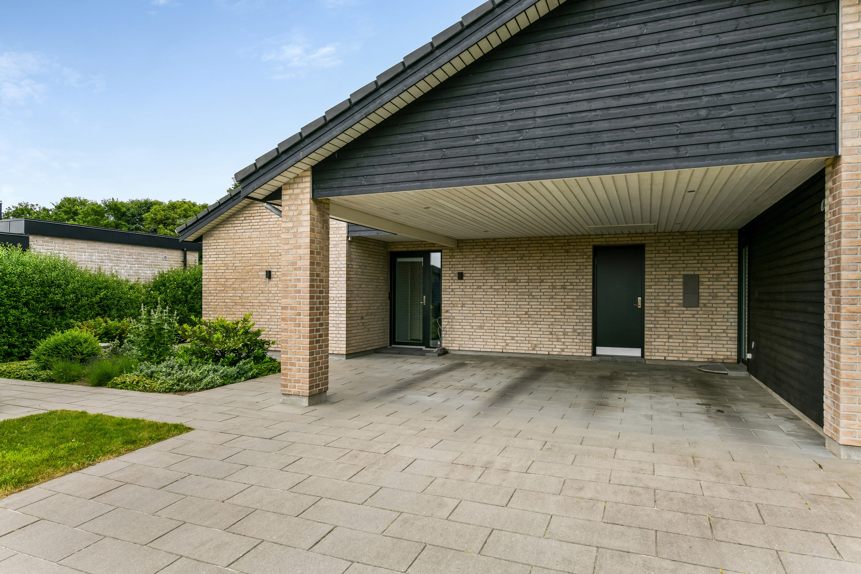 Fremhævet ejendommen billede i fuldskærmstilstand. Billede af Hønseringen 7, 7190 Billund