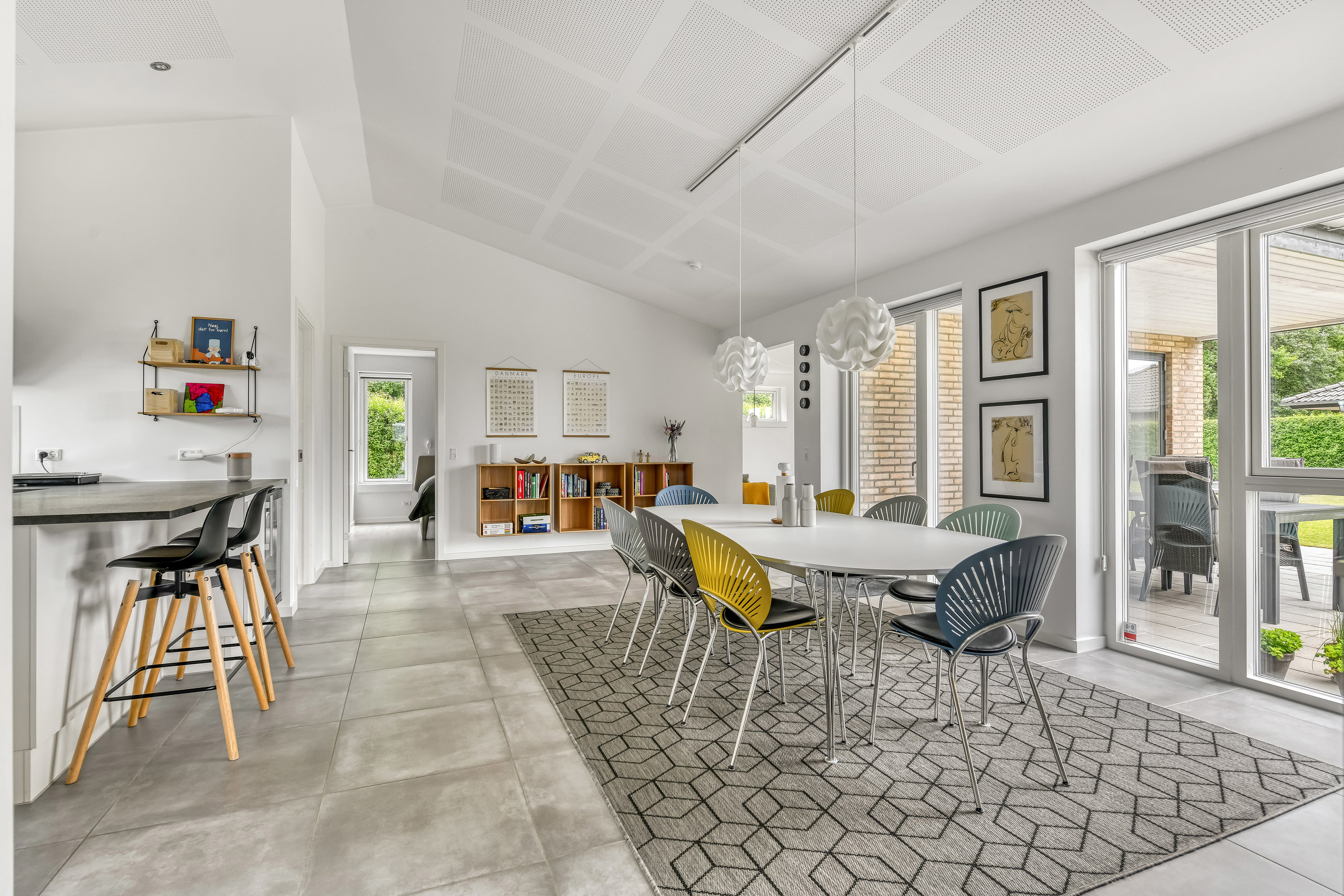 Fremhævet stue billede i fuldskærmstilstand. Billede af Hønseringen 7, 7190 Billund