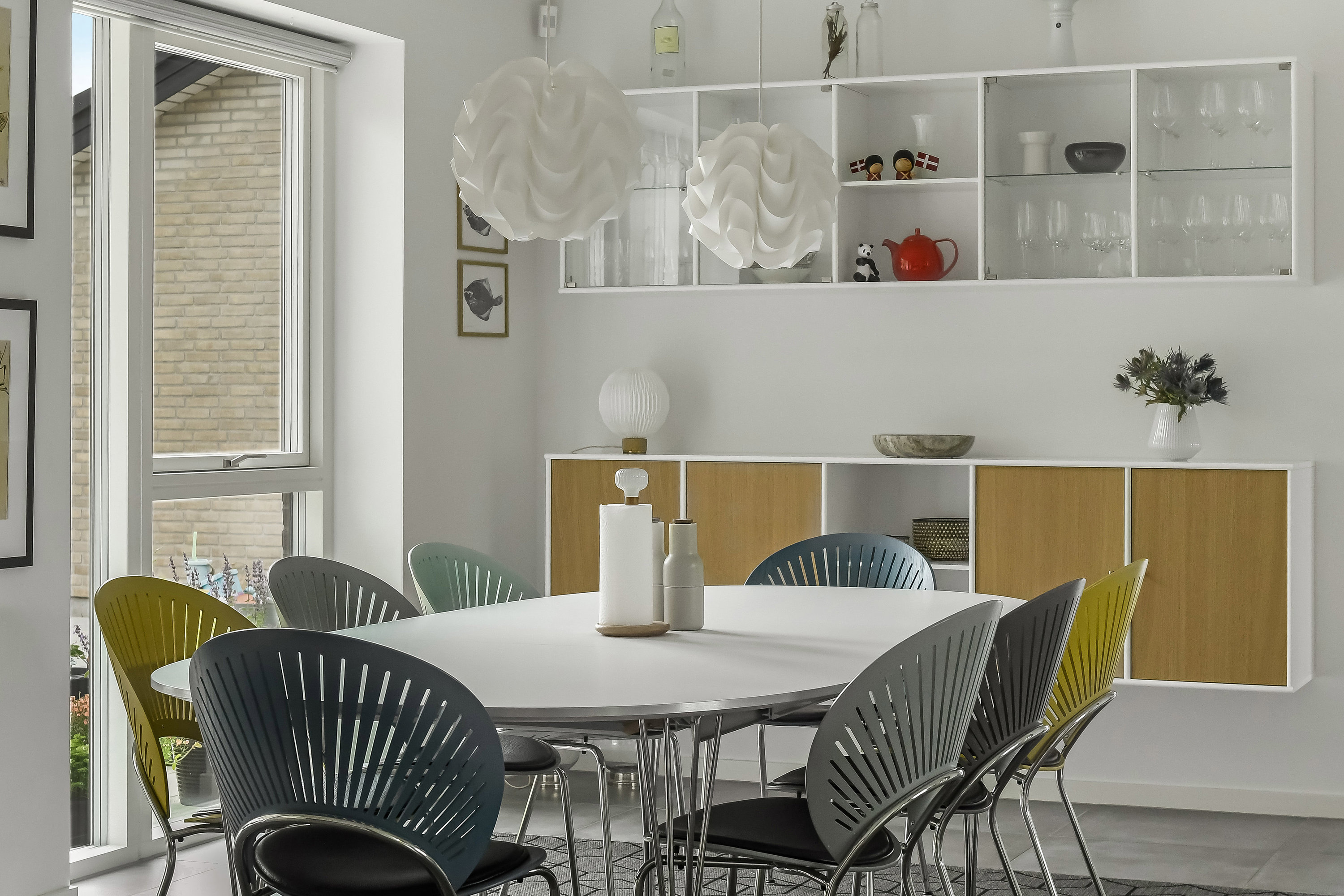 Miniaturebillede 2: stue. Billede af Hønseringen 7, 7190 Billund