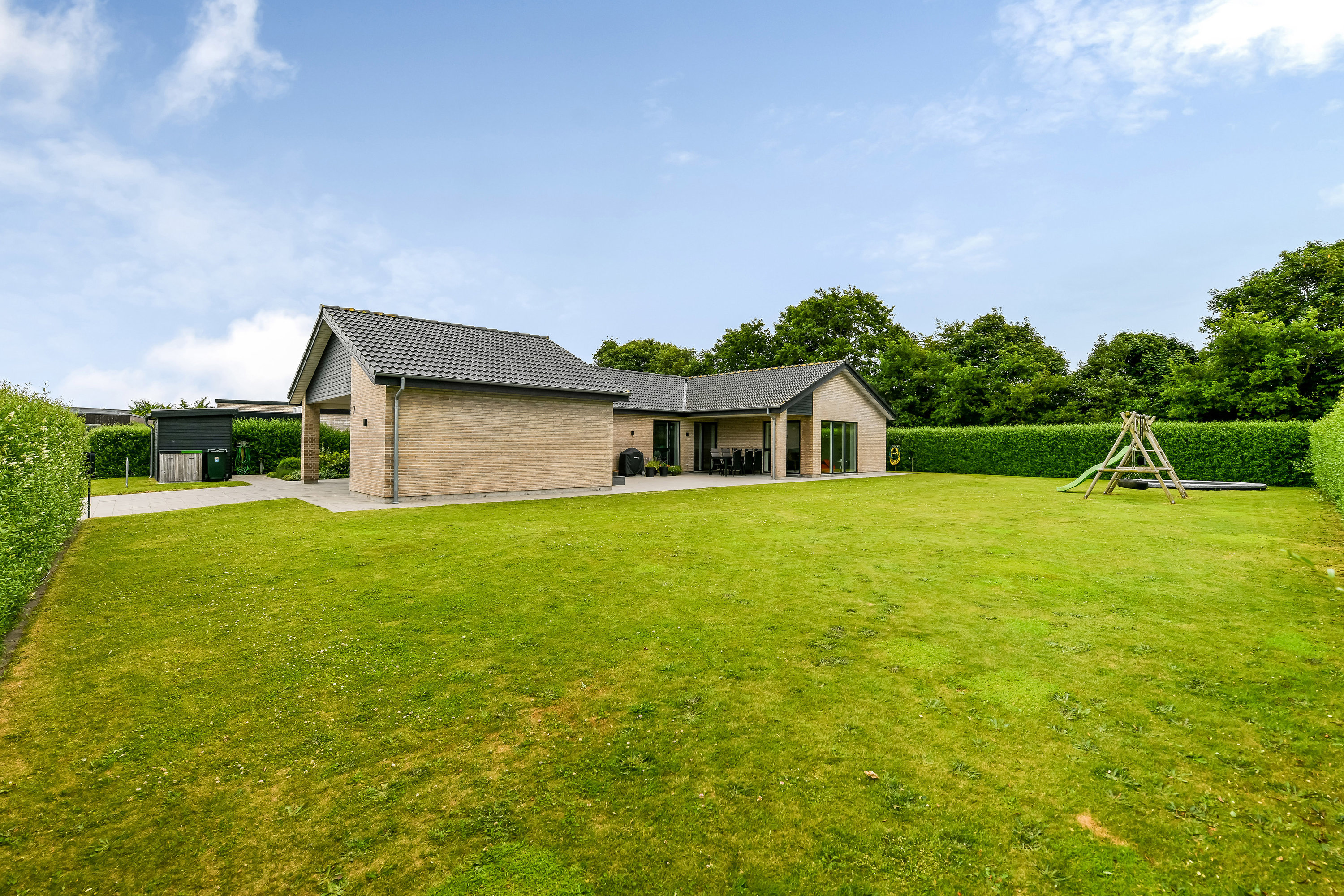 Fremhævet ejendommen billede i fuldskærmstilstand. Billede af Hønseringen 7, 7190 Billund