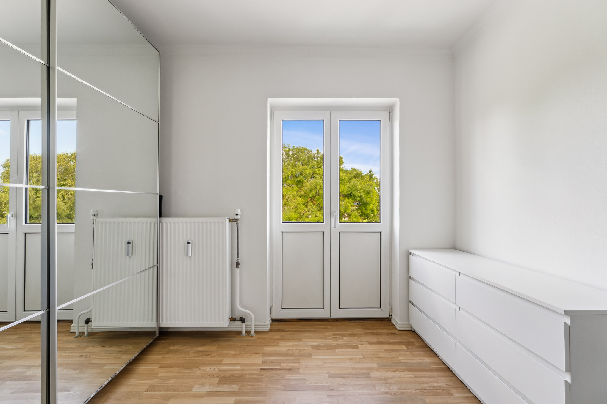 Fremhævet stue billede i fuldskærmstilstand. Billede af Nyvangsvej 36A, 2. tv., 8900 Randers C