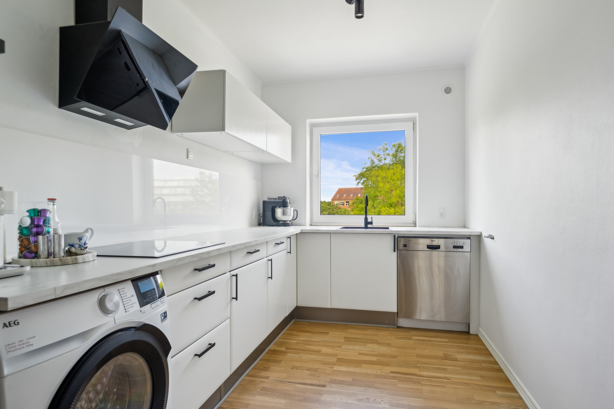 Miniaturebillede 1: køkken. Billede af Nyvangsvej 36A, 2. tv., 8900 Randers C