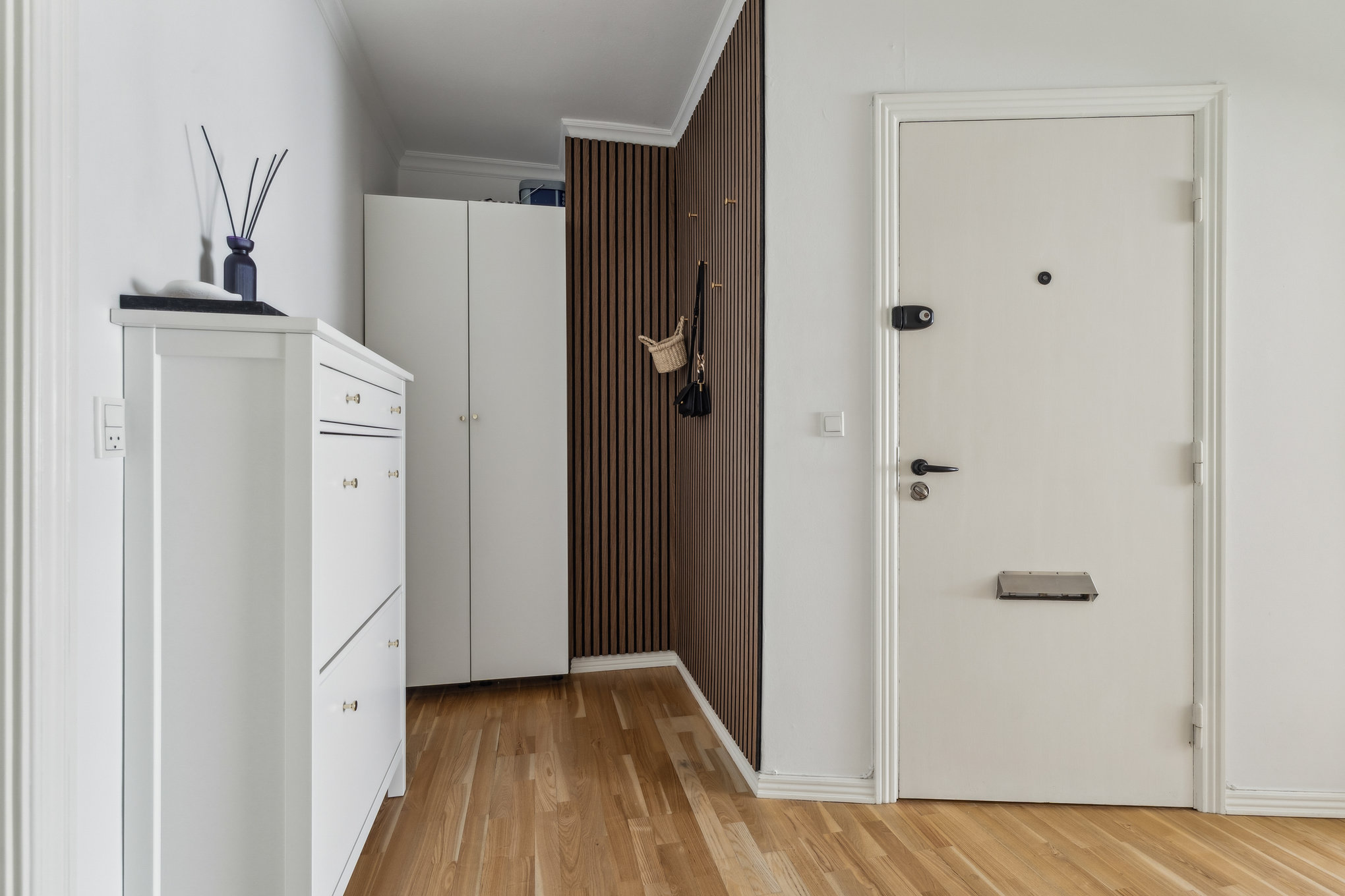 Fremhævet gang billede i fuldskærmstilstand. Billede af Nyvangsvej 36A, 2. tv., 8900 Randers C