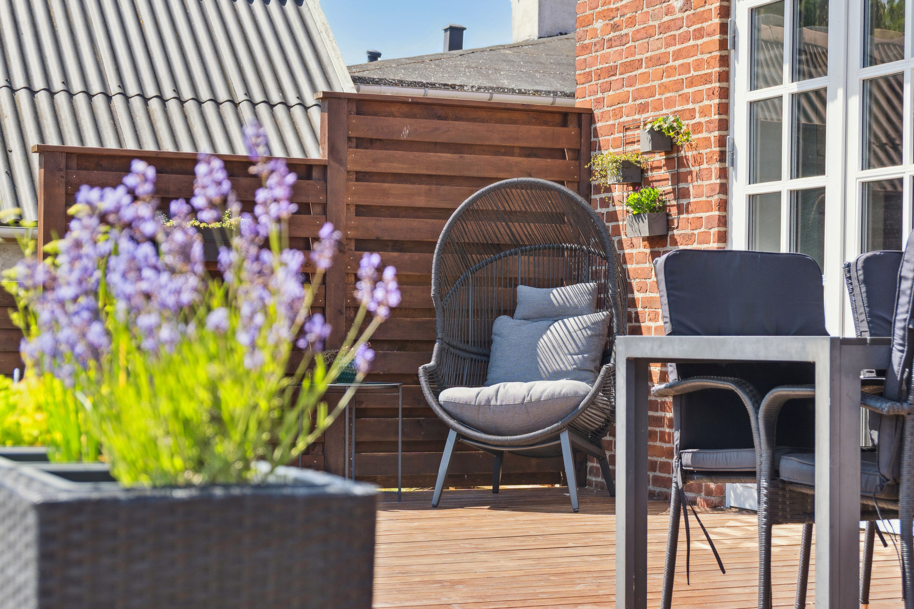 Fremhævet udendørs billede i fuldskærmstilstand. Billede af Grønlandsvej 20, 4200 Slagelse