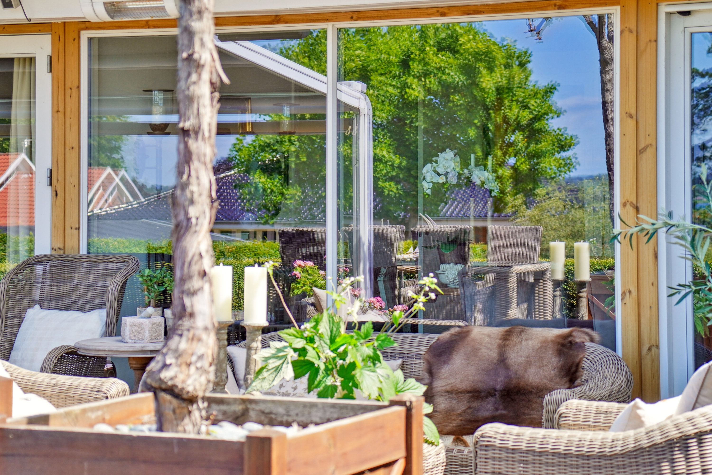 Fremhævet terrasse billede i fuldskærmstilstand. Billede af Strandagervej 16, 4040 Jyllinge