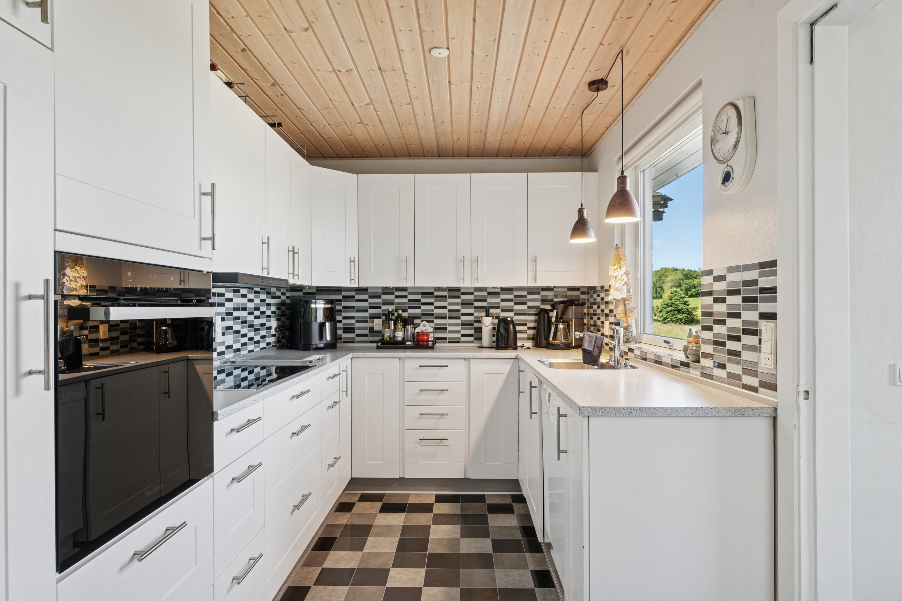 Fremhævet køkken billede i fuldskærmstilstand. Billede af Ny Sebberupvej 17, 8723 Løsning