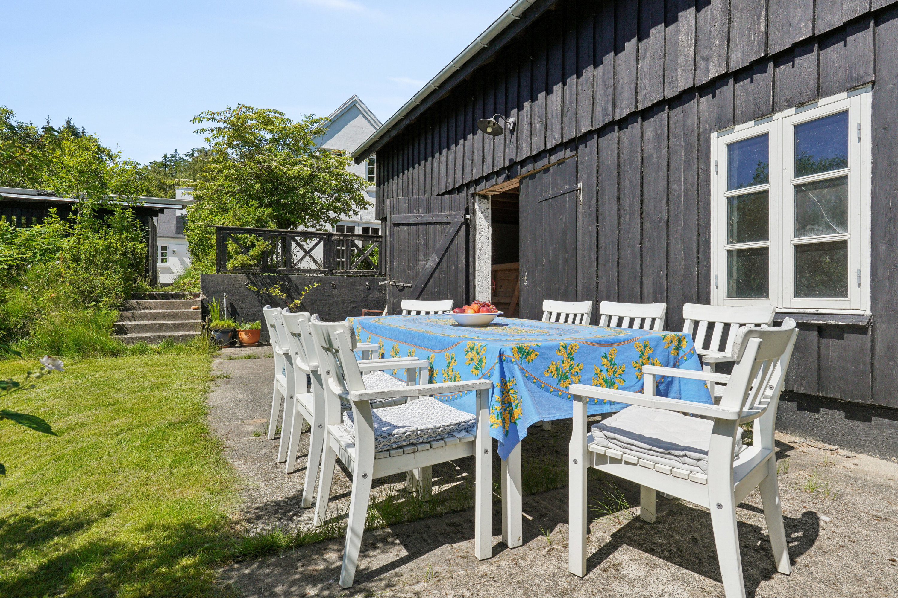 Fremhævet udendørs billede i fuldskærmstilstand. Billede af Granvænget 25, Bjergby, 9800 Hjørring