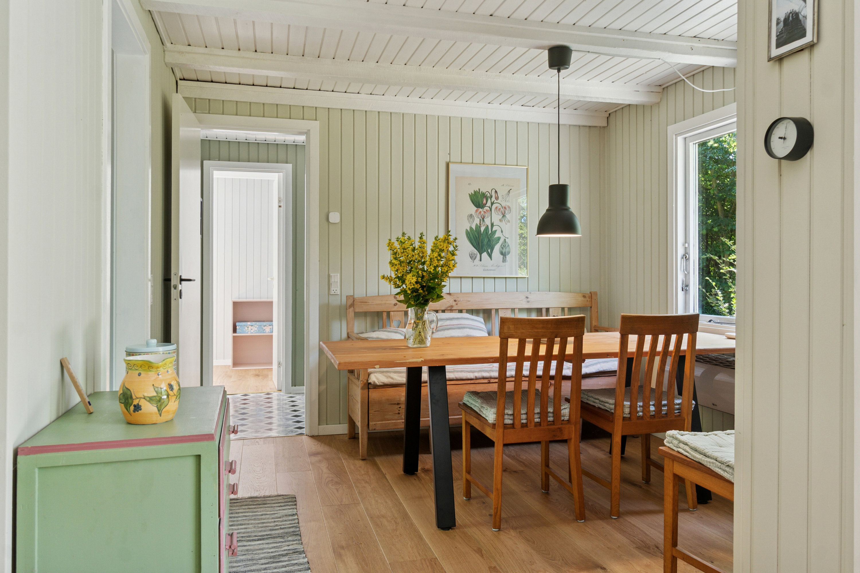 Fremhævet spisestue billede i fuldskærmstilstand. Billede af Hesselbjergvej 16, Reersø, 4281 Gørlev