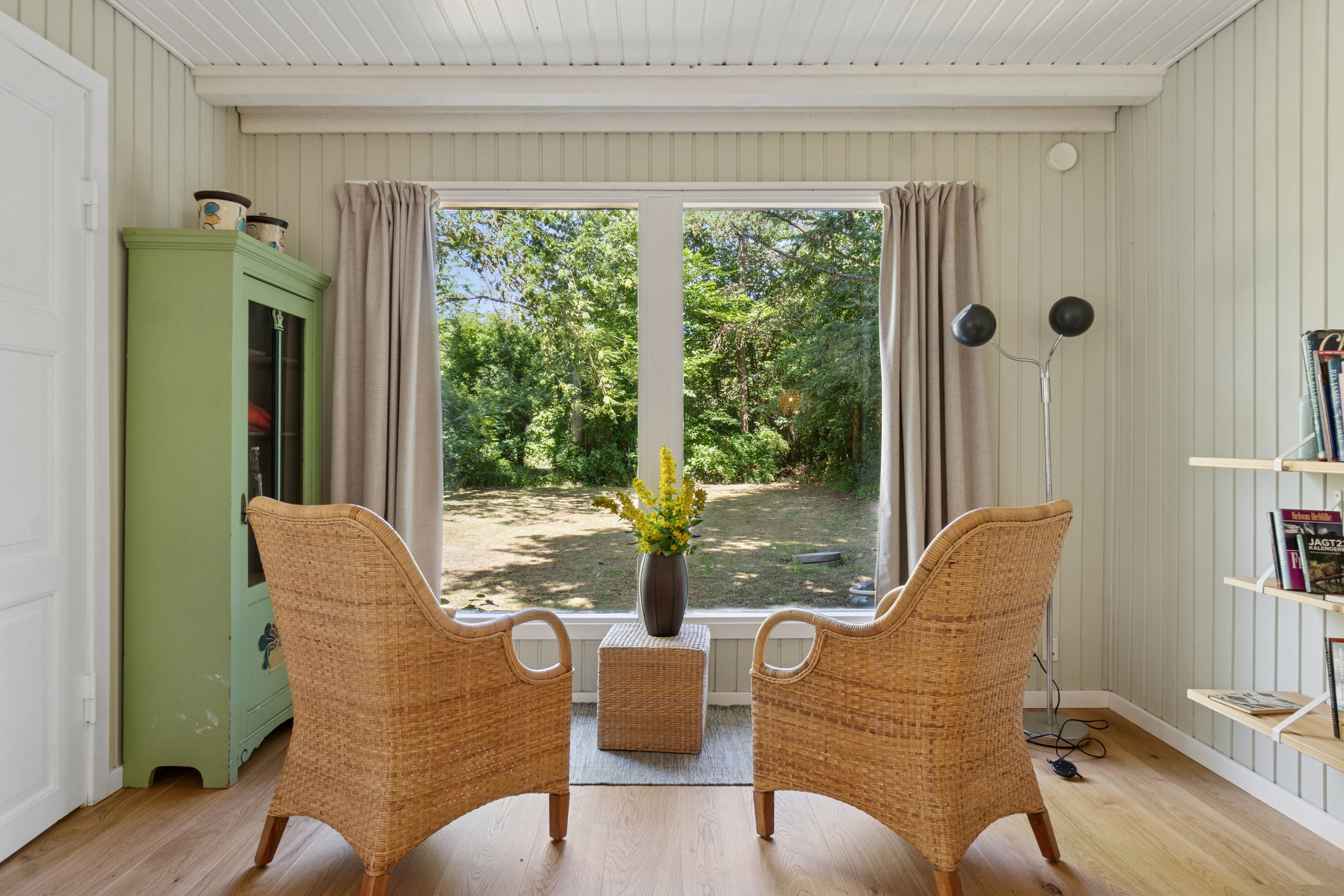 Fremhævet stue billede i fuldskærmstilstand. Billede af Hesselbjergvej 16, Reersø, 4281 Gørlev