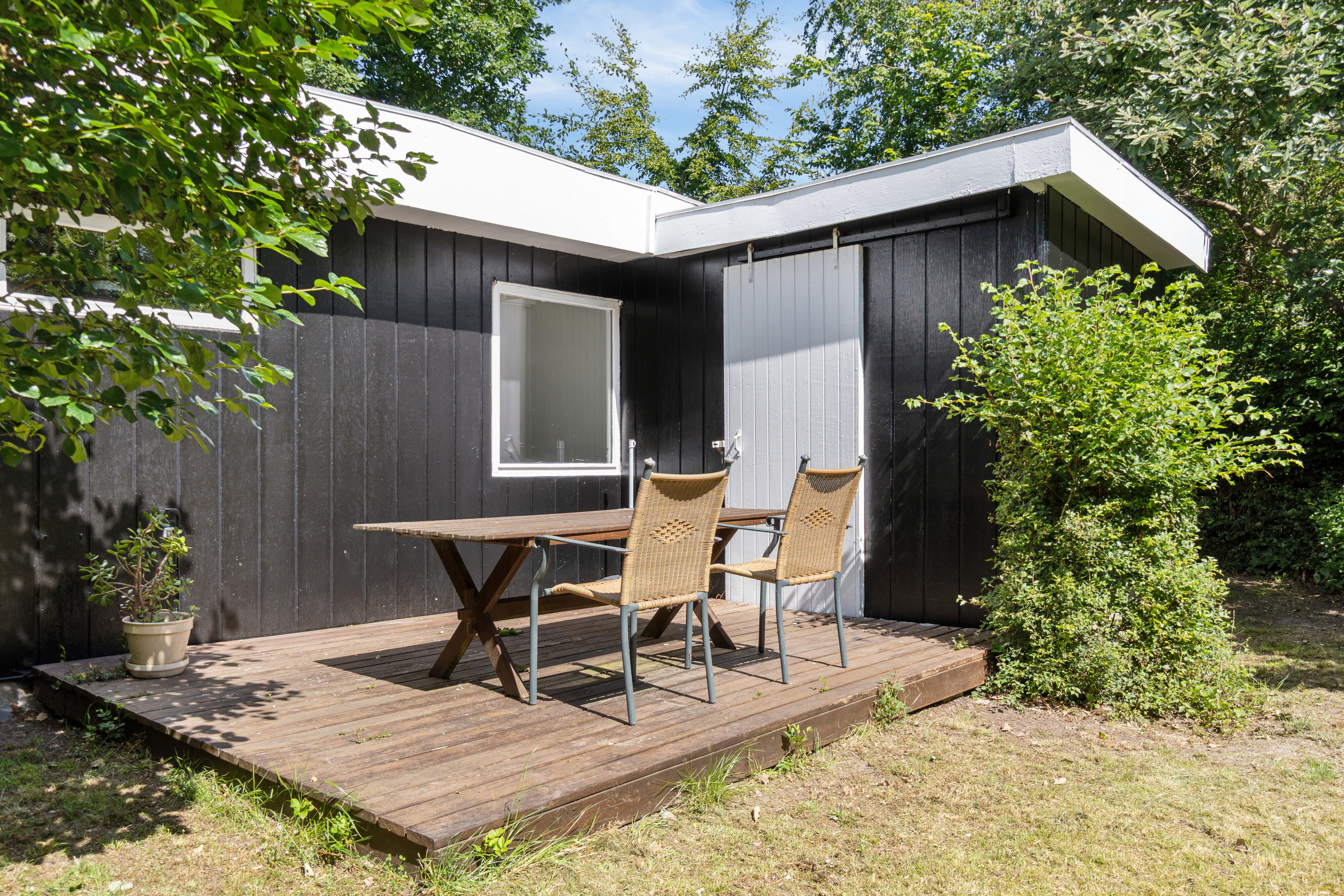 Fremhævet set fra haven billede i fuldskærmstilstand. Billede af Hesselbjergvej 16, Reersø, 4281 Gørlev