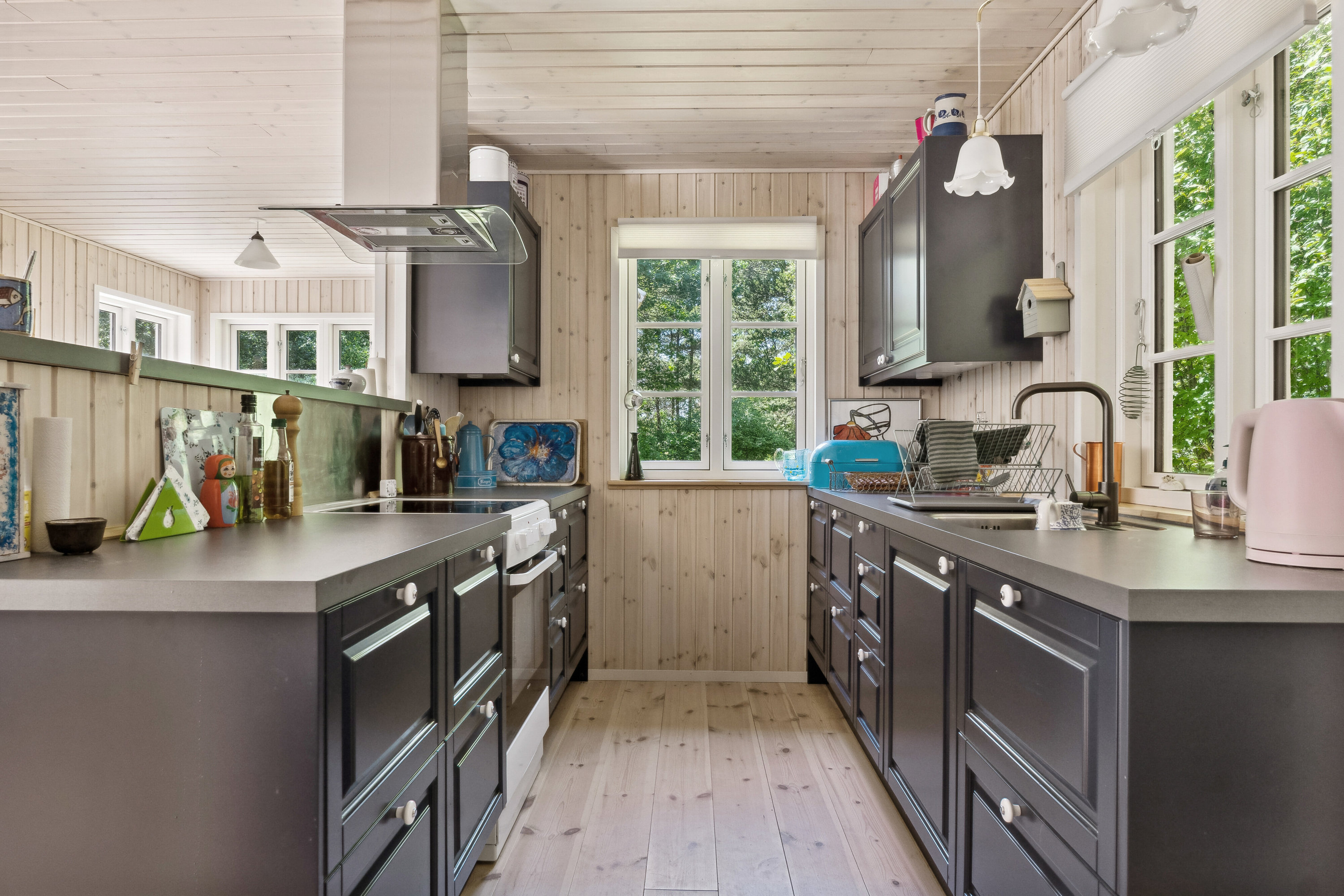 Fremhævet køkken billede i fuldskærmstilstand. Billede af Vej 13 Nr 29, Vig Lyng, 4560 Vig