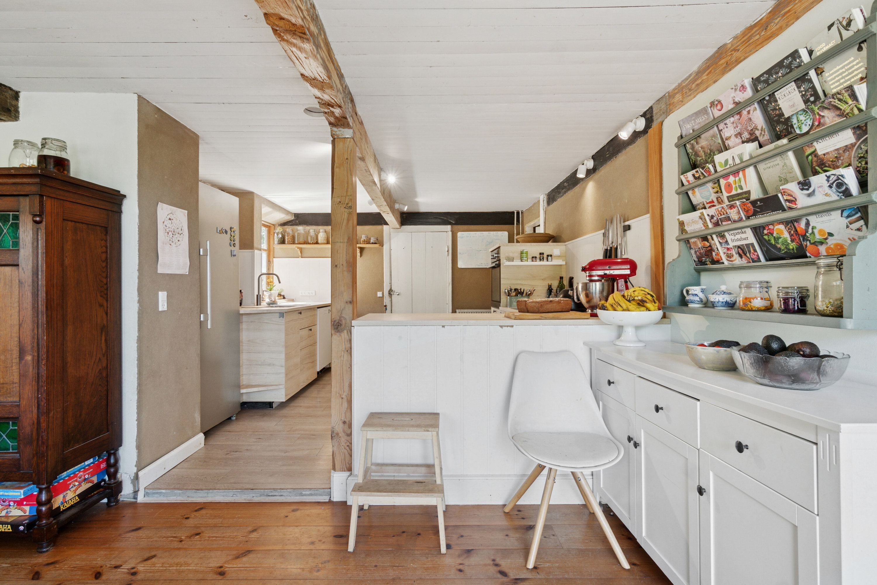 Fremhævet alrum billede i fuldskærmstilstand. Billede af Røbrovej 10, Rø, 3760 Gudhjem