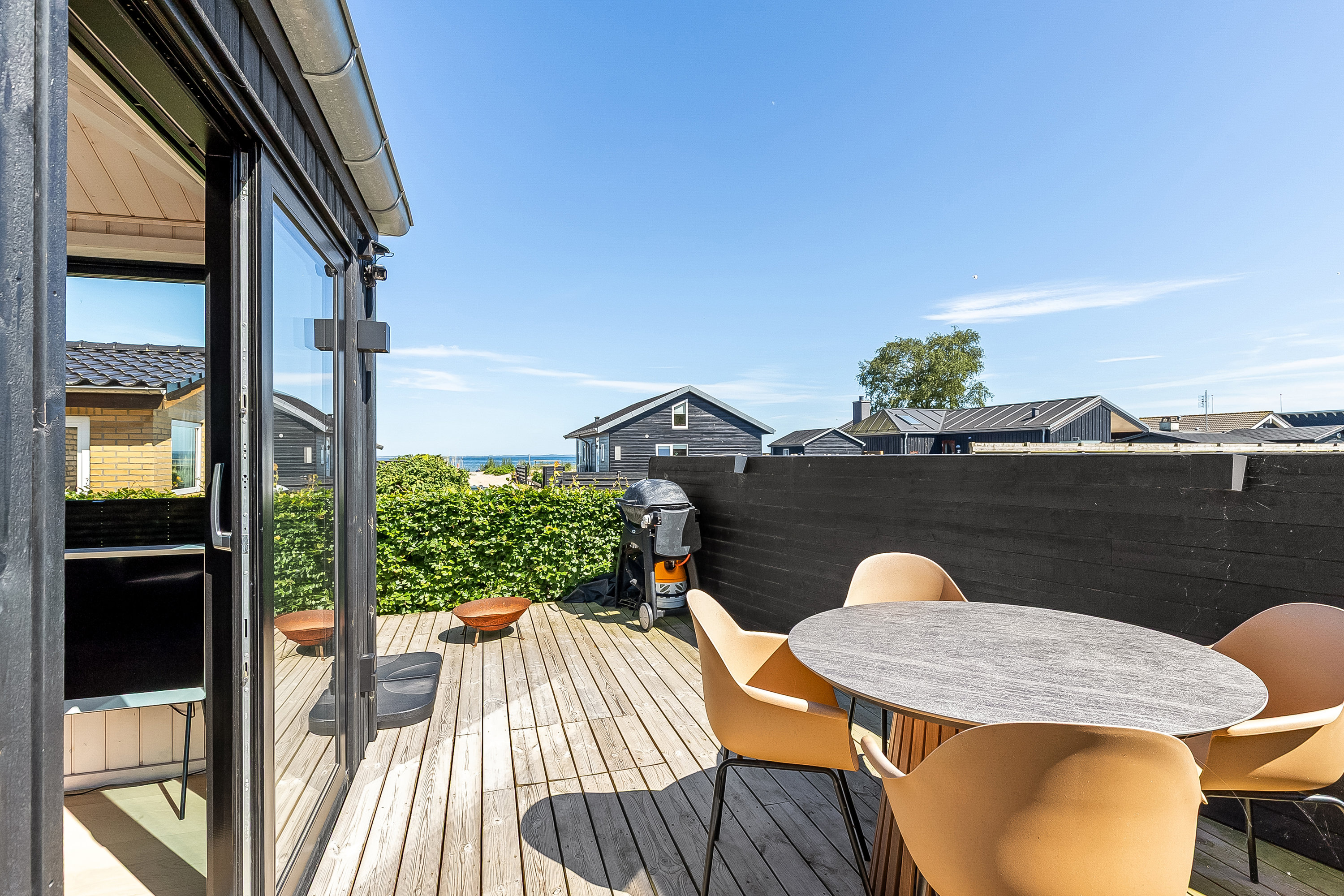 Fremhævet terrasse billede i fuldskærmstilstand. Billede af Nyvej Grønninghoved 3, Grønninghoved, 6093 Sjølund