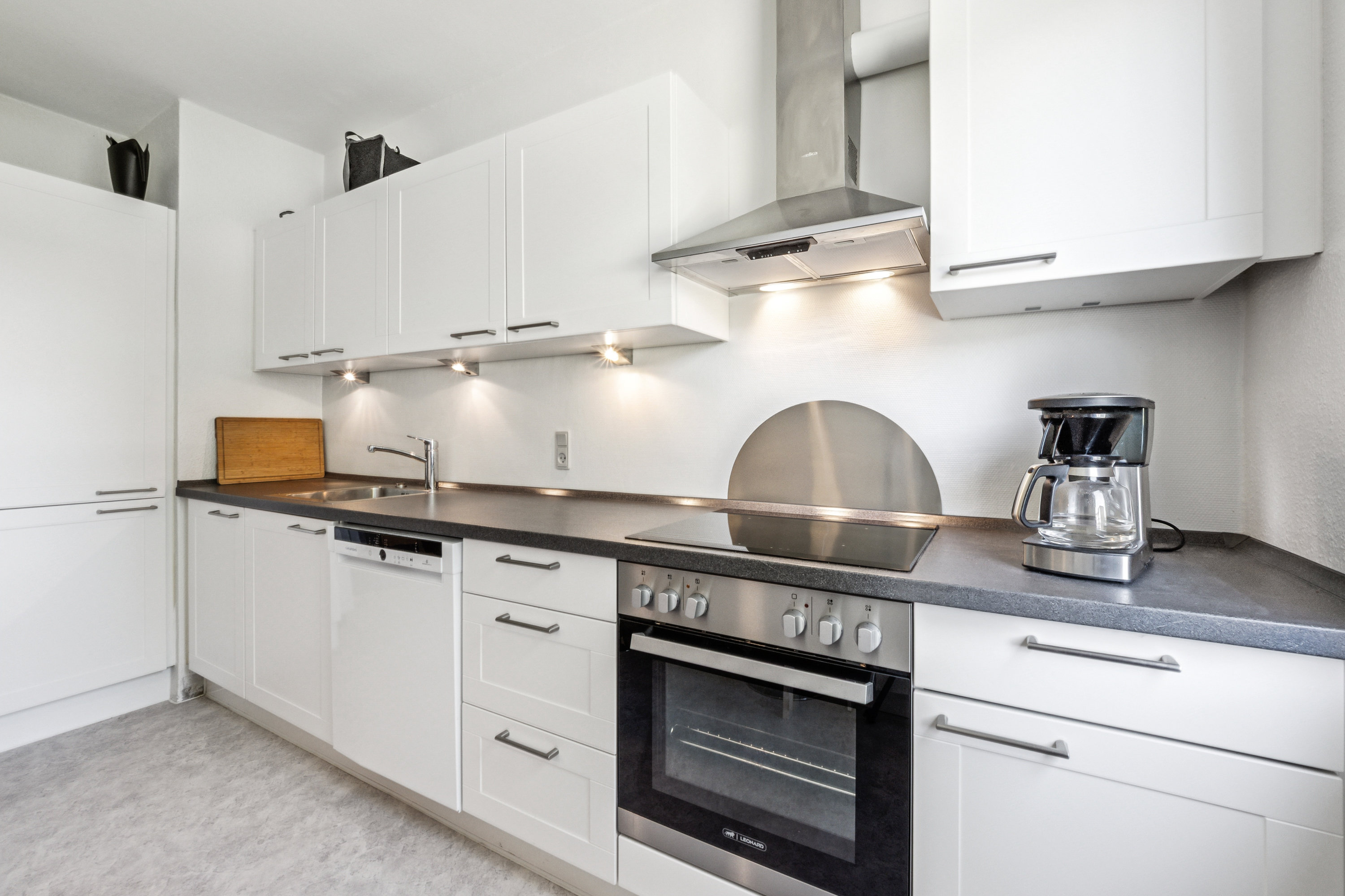 Fremhævet køkken billede i fuldskærmstilstand. Billede af Pebermyntevej 73, st.. tv., 8800 Viborg