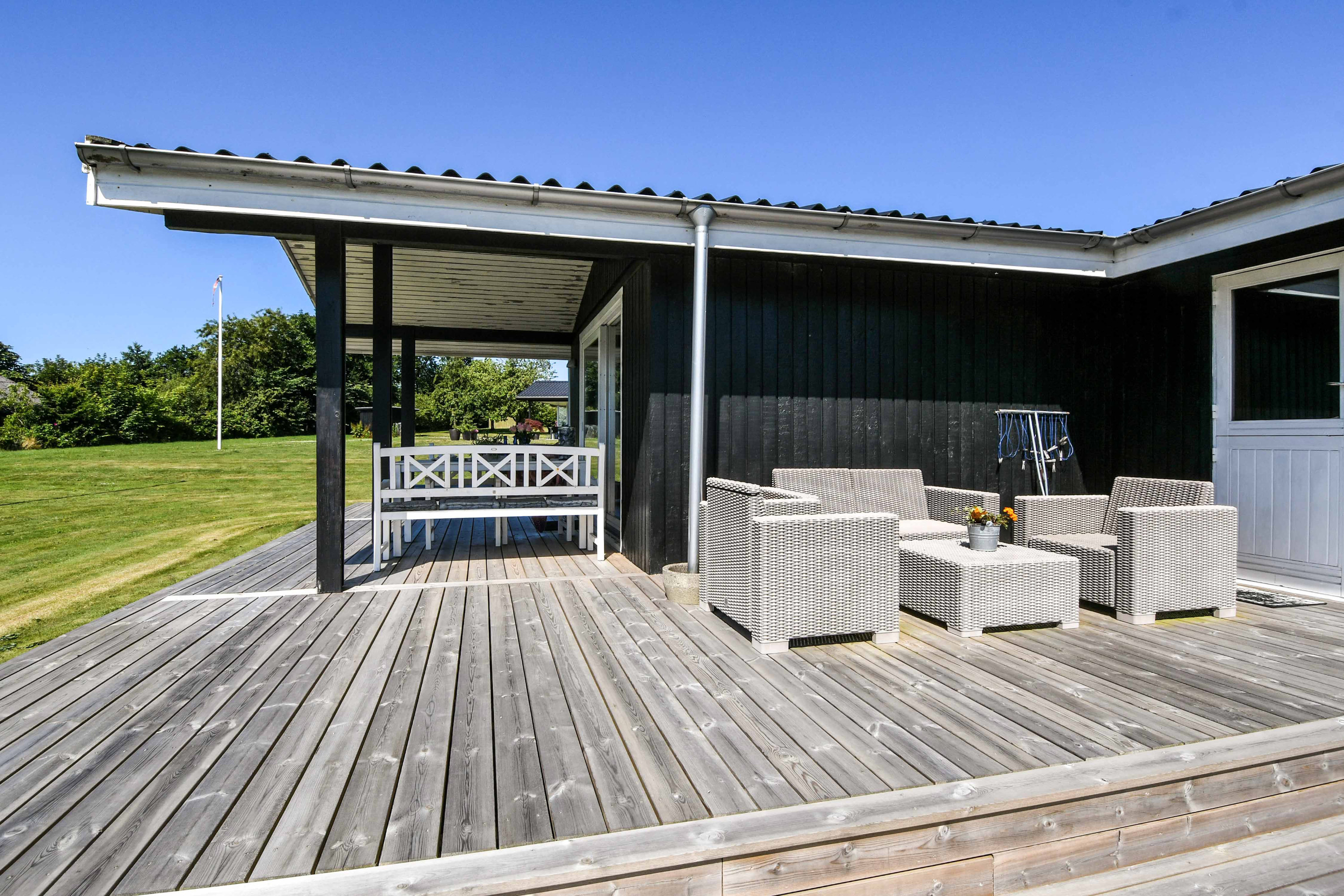 Fremhævet terrasse billede i fuldskærmstilstand. Billede af Plantagevej 57, Toftum Bjerge, 7600 Struer