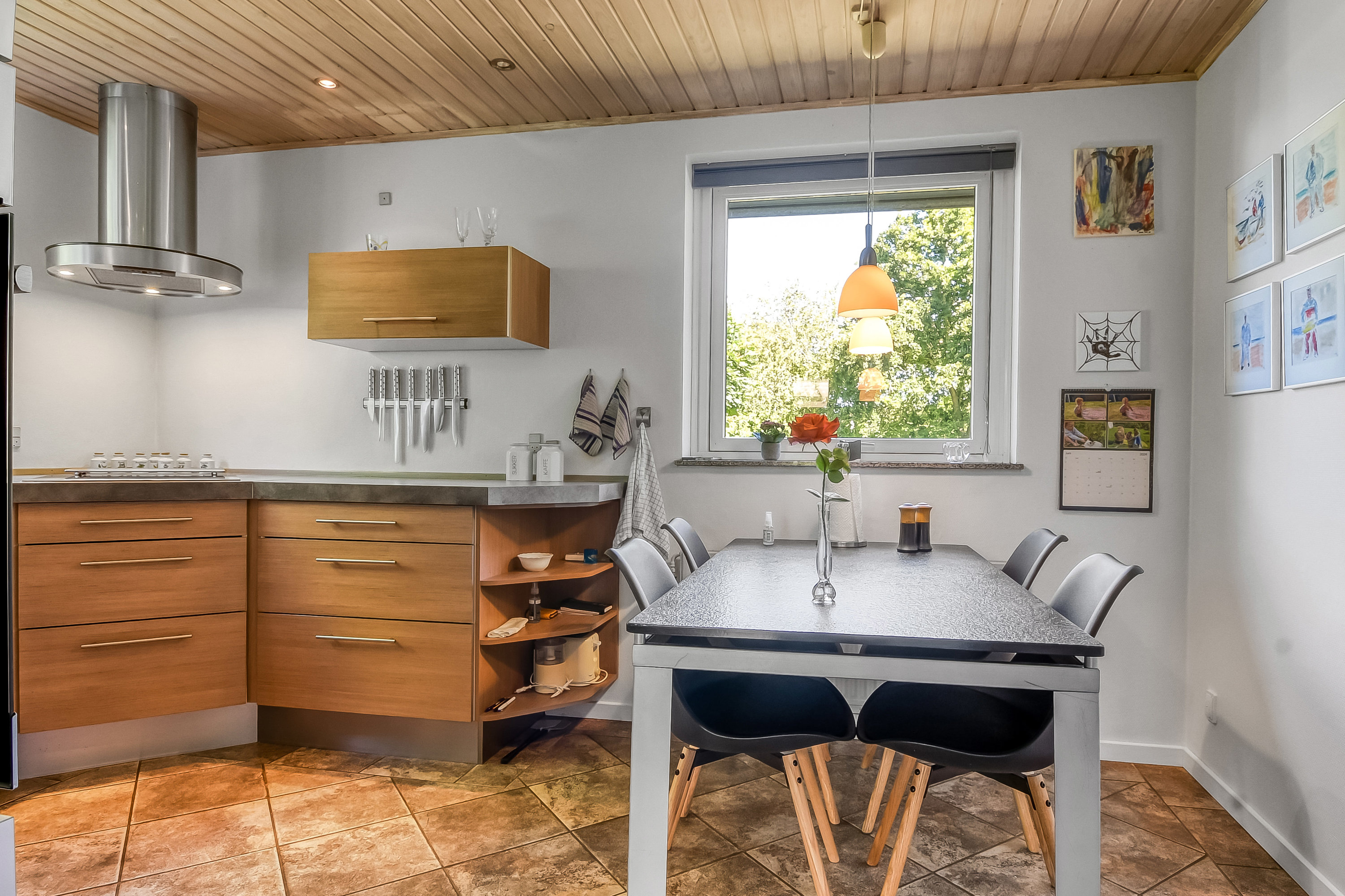 Fremhævet køkken billede i fuldskærmstilstand. Billede af Bettevej 1B, Ølby, 7600 Struer