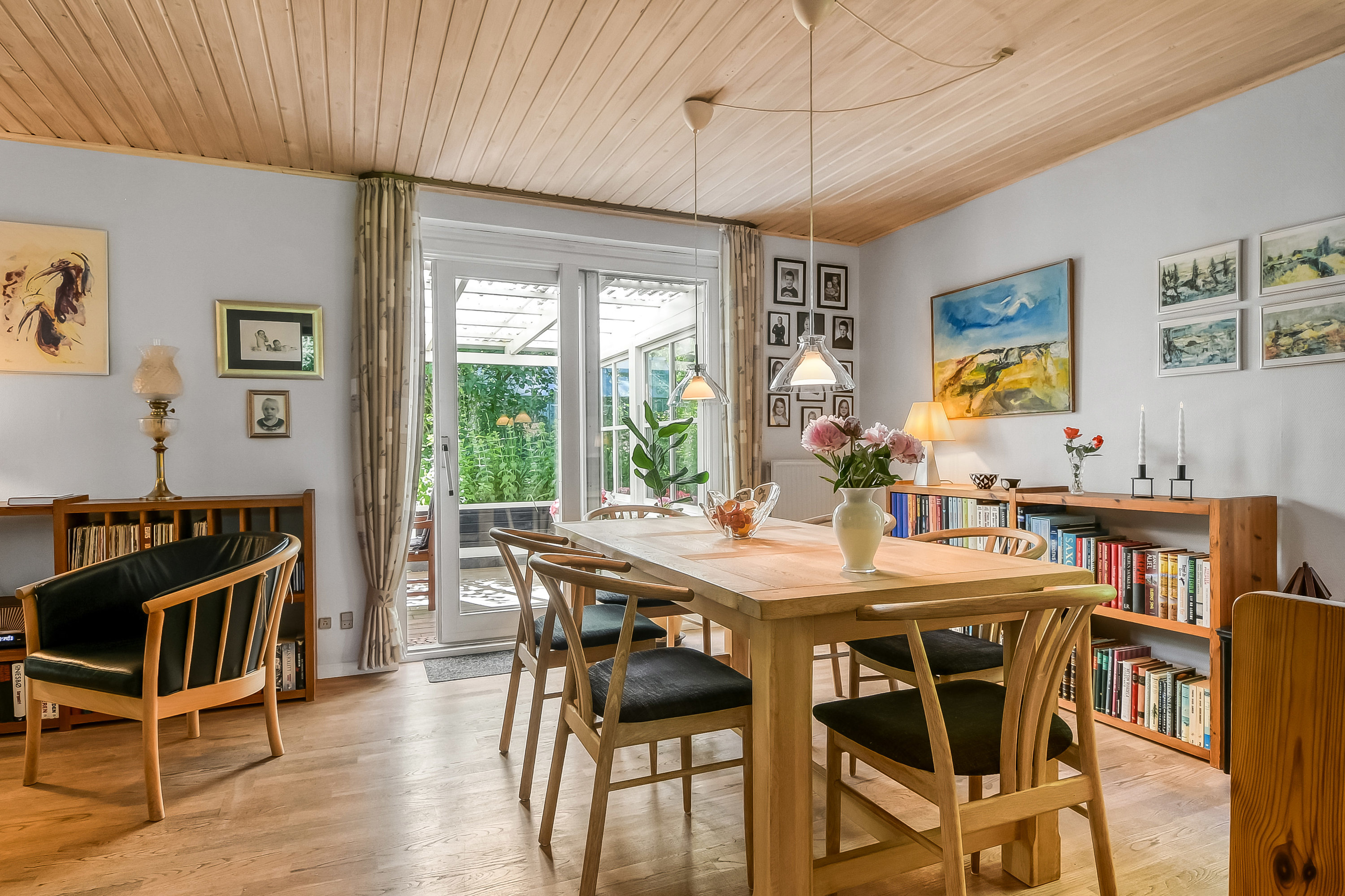 Fremhævet stue billede i fuldskærmstilstand. Billede af Bettevej 1B, Ølby, 7600 Struer