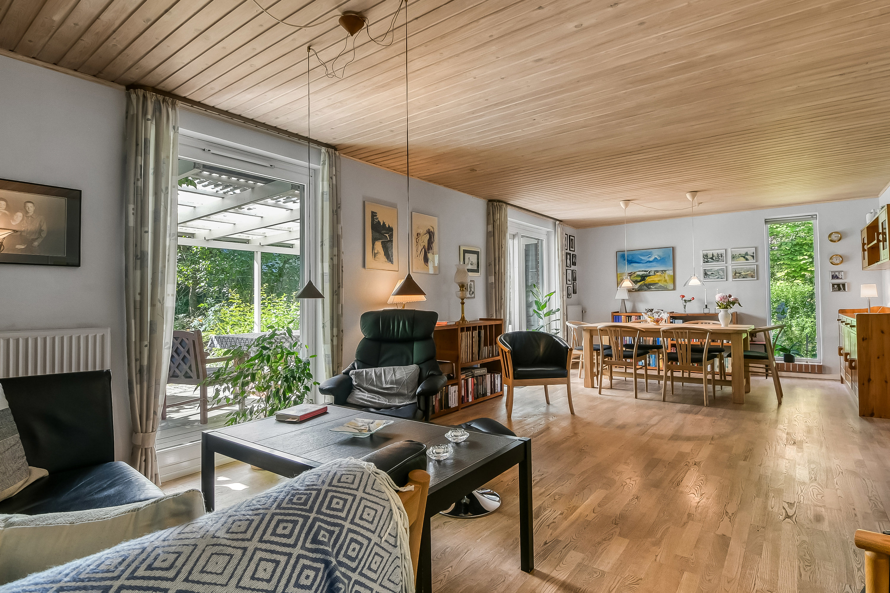 Fremhævet stue billede i fuldskærmstilstand. Billede af Bettevej 1B, Ølby, 7600 Struer