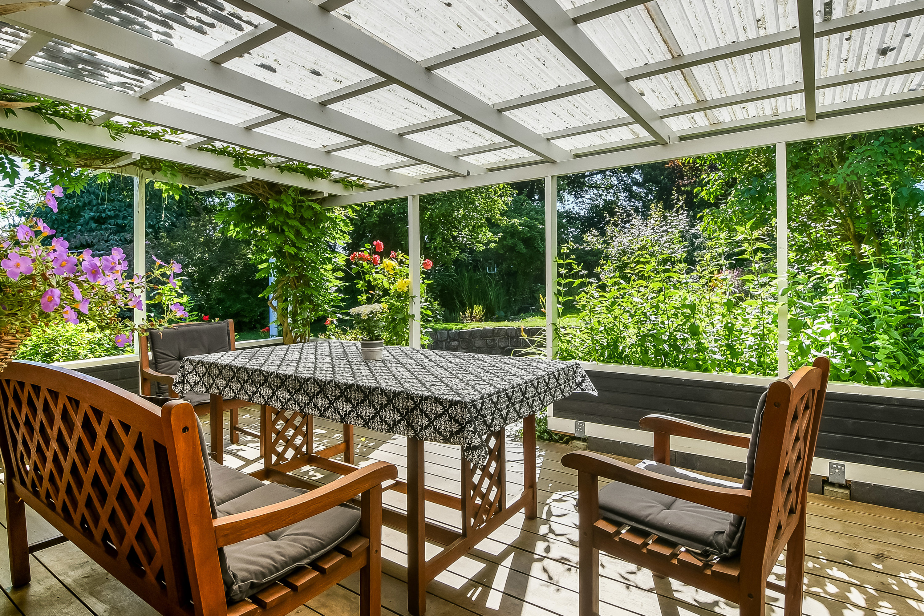 Fremhævet terrasse billede i fuldskærmstilstand. Billede af Bettevej 1B, Ølby, 7600 Struer