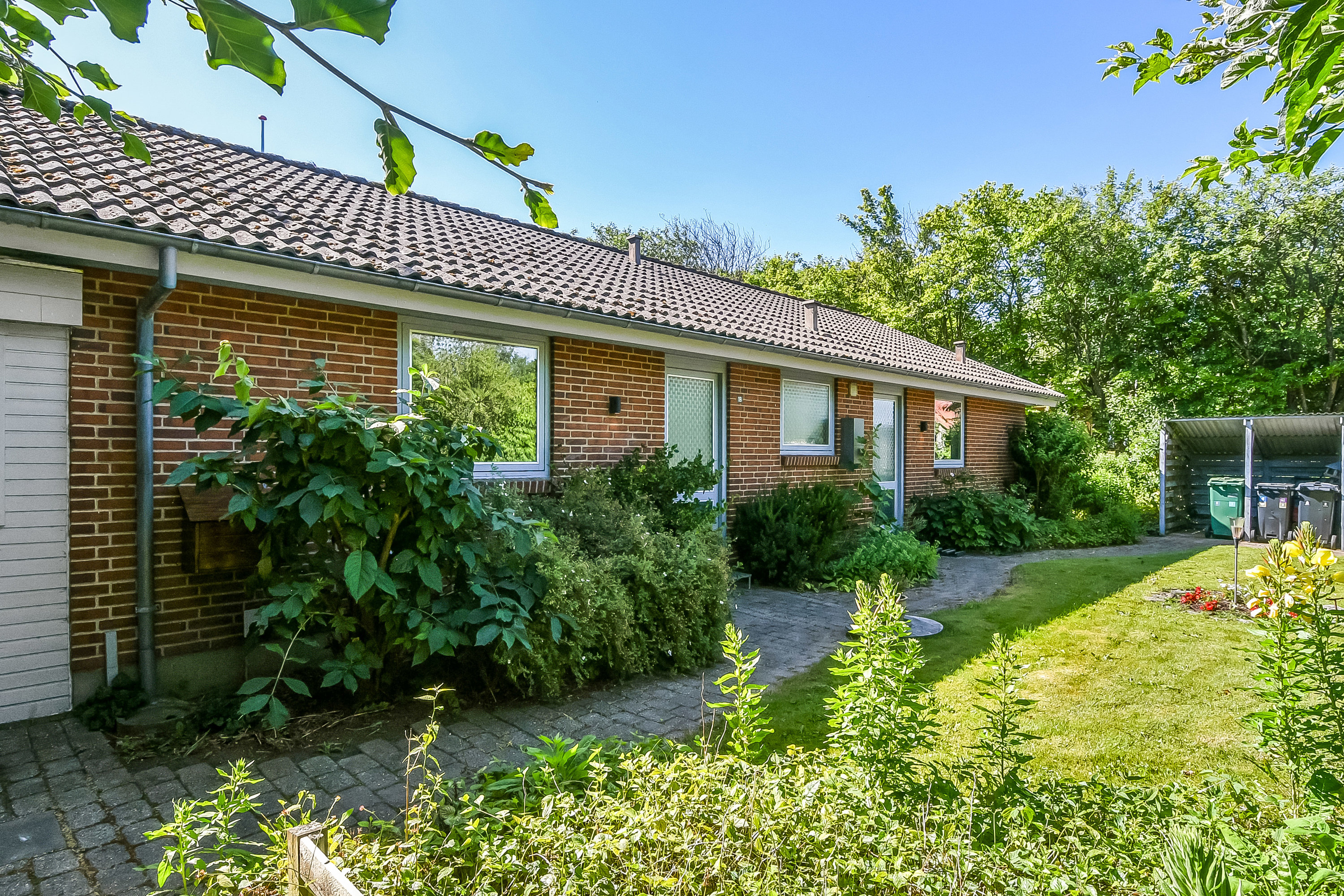 Fremhævet have billede i fuldskærmstilstand. Billede af Bettevej 1B, Ølby, 7600 Struer