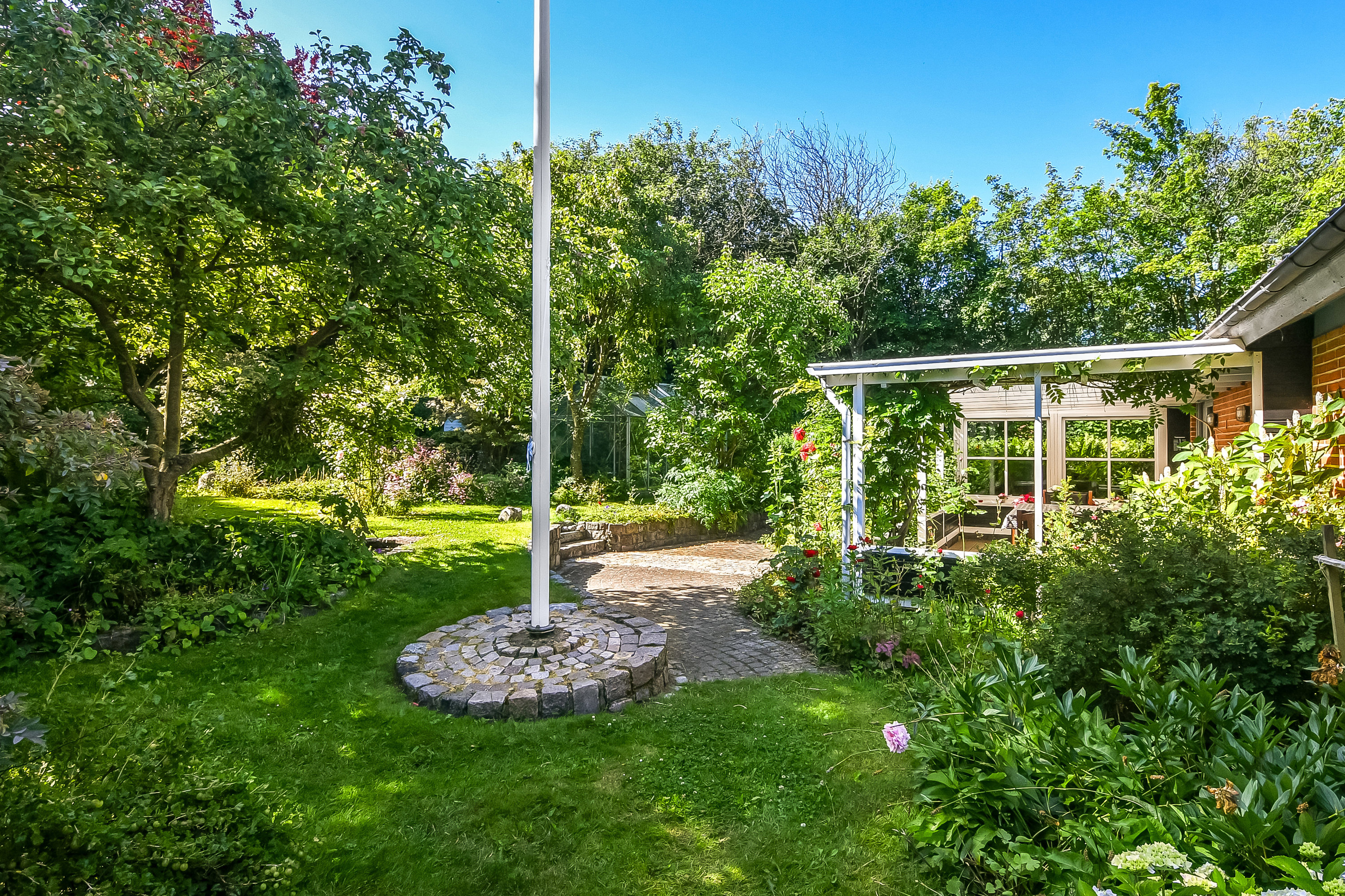 Fremhævet have billede i fuldskærmstilstand. Billede af Bettevej 1B, Ølby, 7600 Struer