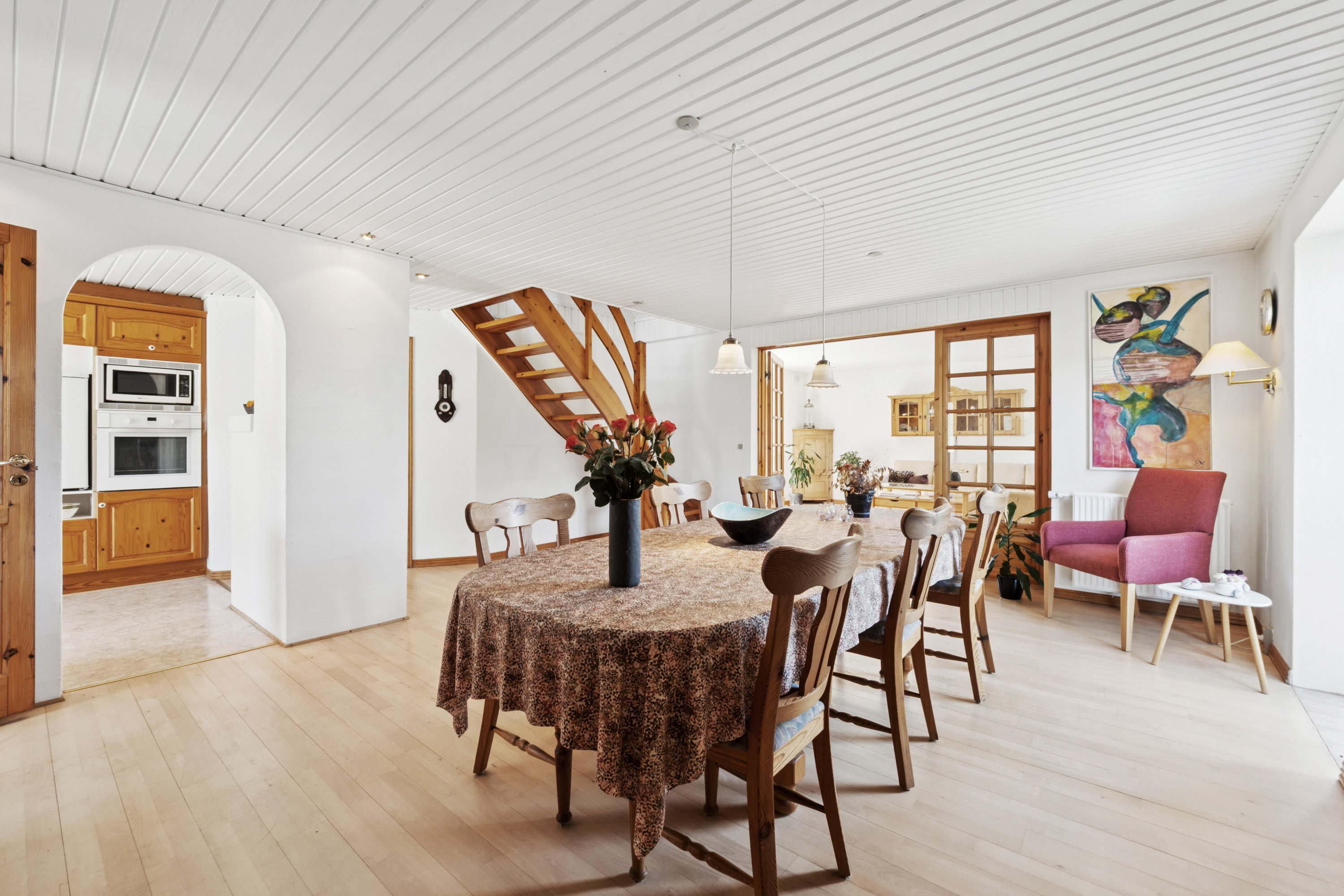 Fremhævet stue billede i fuldskærmstilstand. Billede af Holstebrovej 167, Ravnstrup, 8800 Viborg