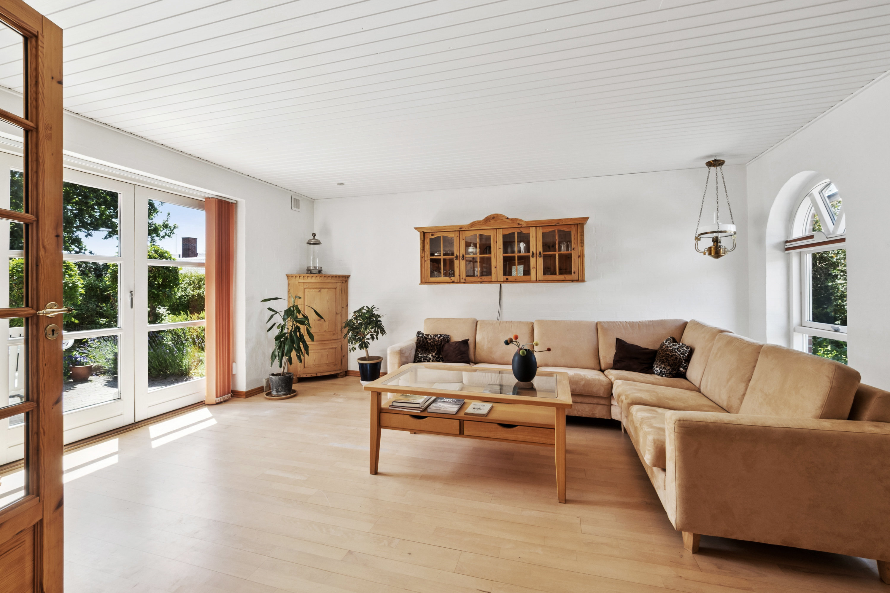 Fremhævet stue billede i fuldskærmstilstand. Billede af Holstebrovej 167, Ravnstrup, 8800 Viborg