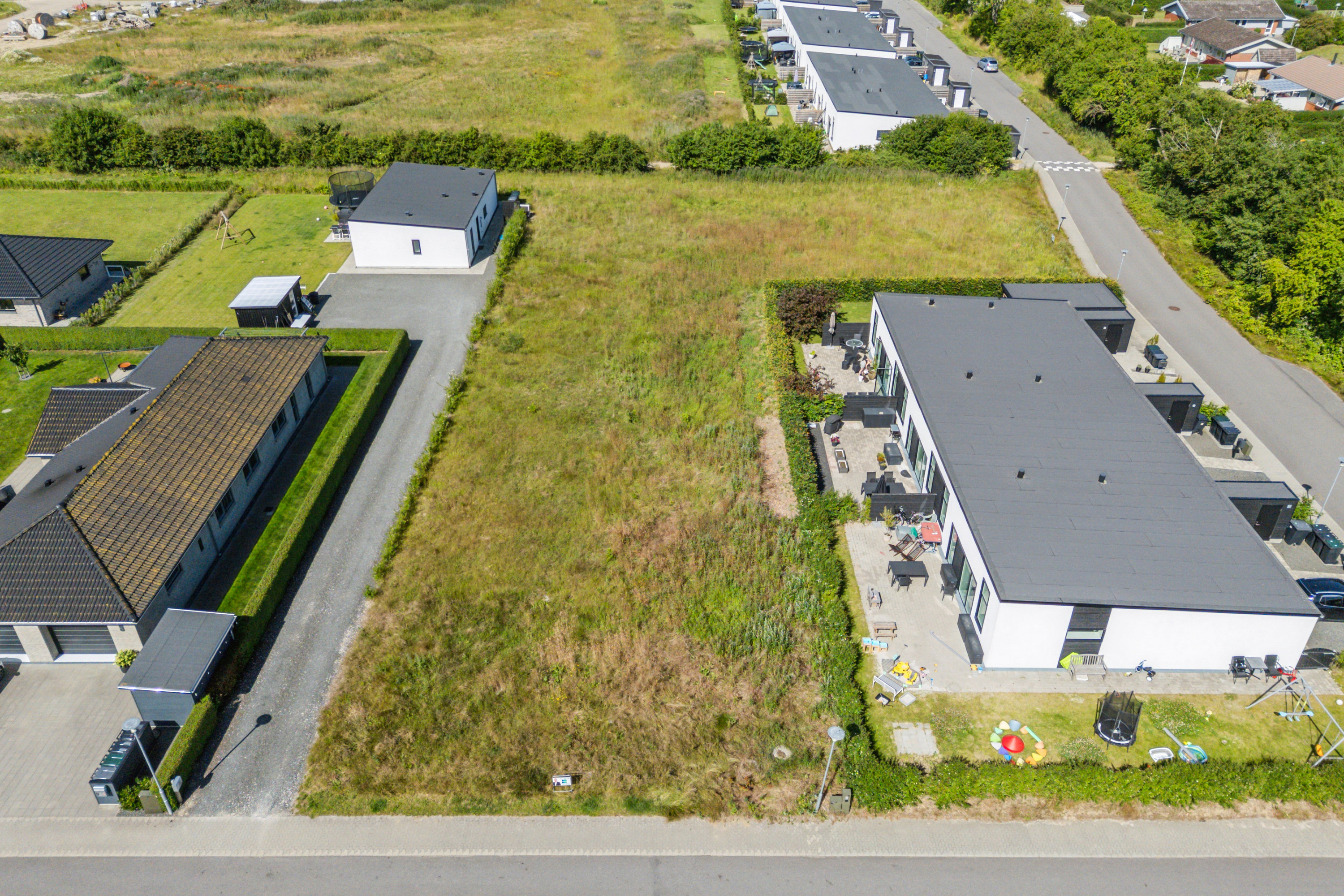 Miniaturebillede 1: luftfoto. Billede af Valmuehaven 13, 4520 Svinninge