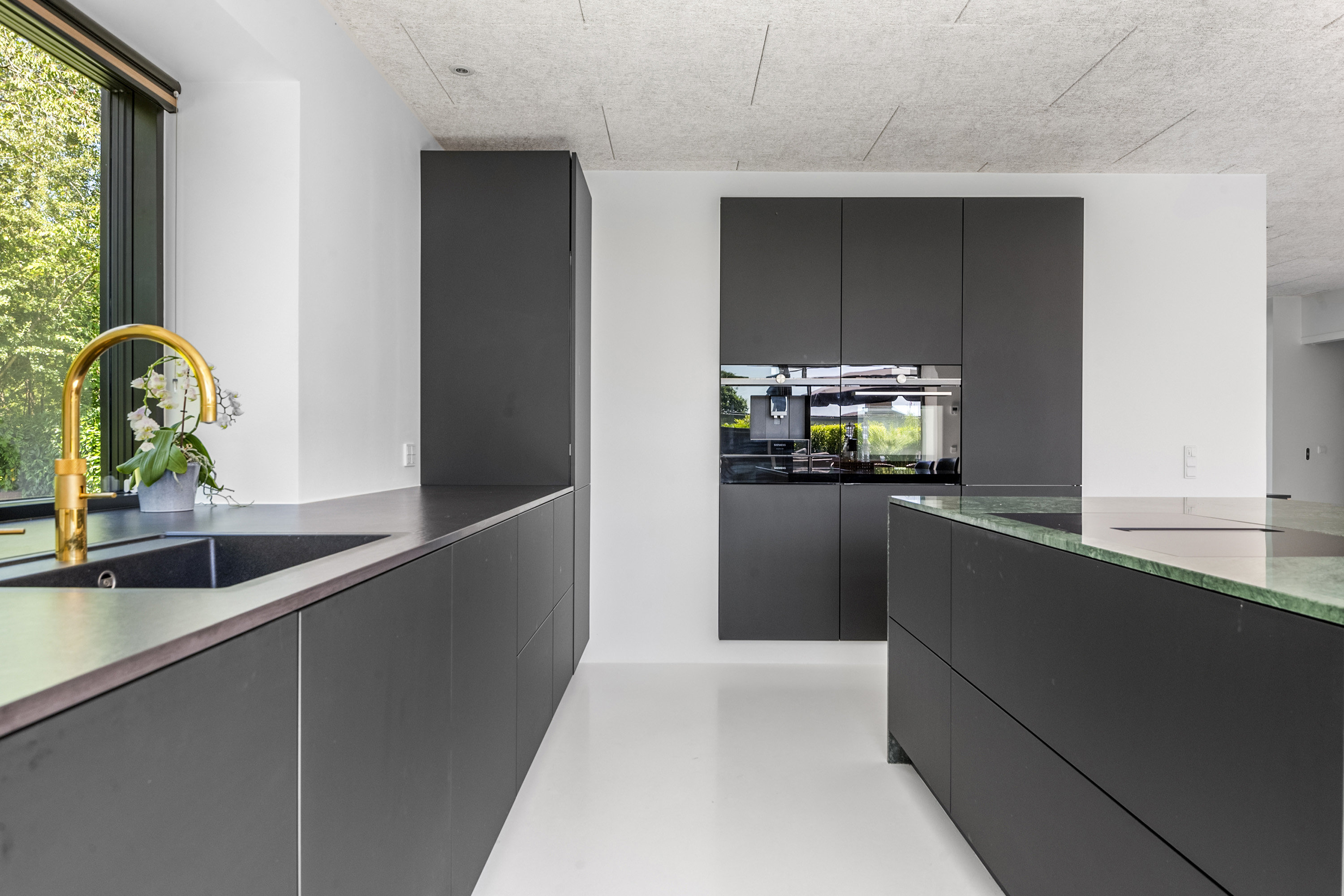 Fremhævet køkken billede i fuldskærmstilstand. Billede af Torvald Køhlsvej 41, 8300 Odder