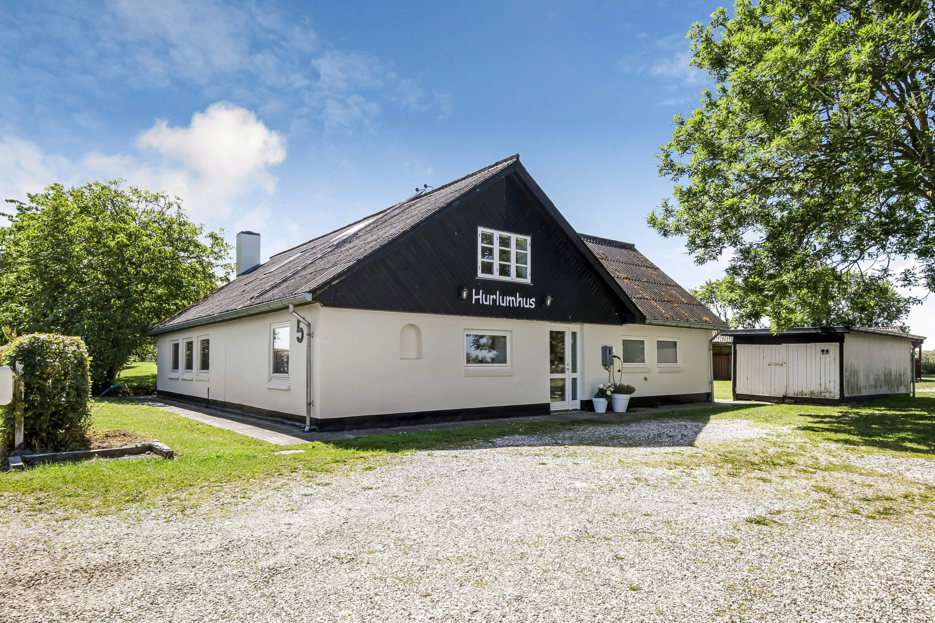 Miniaturebillede 1: ejendommen. Billede af Krajbjergvej 5, Vorre, 8541 Skødstrup