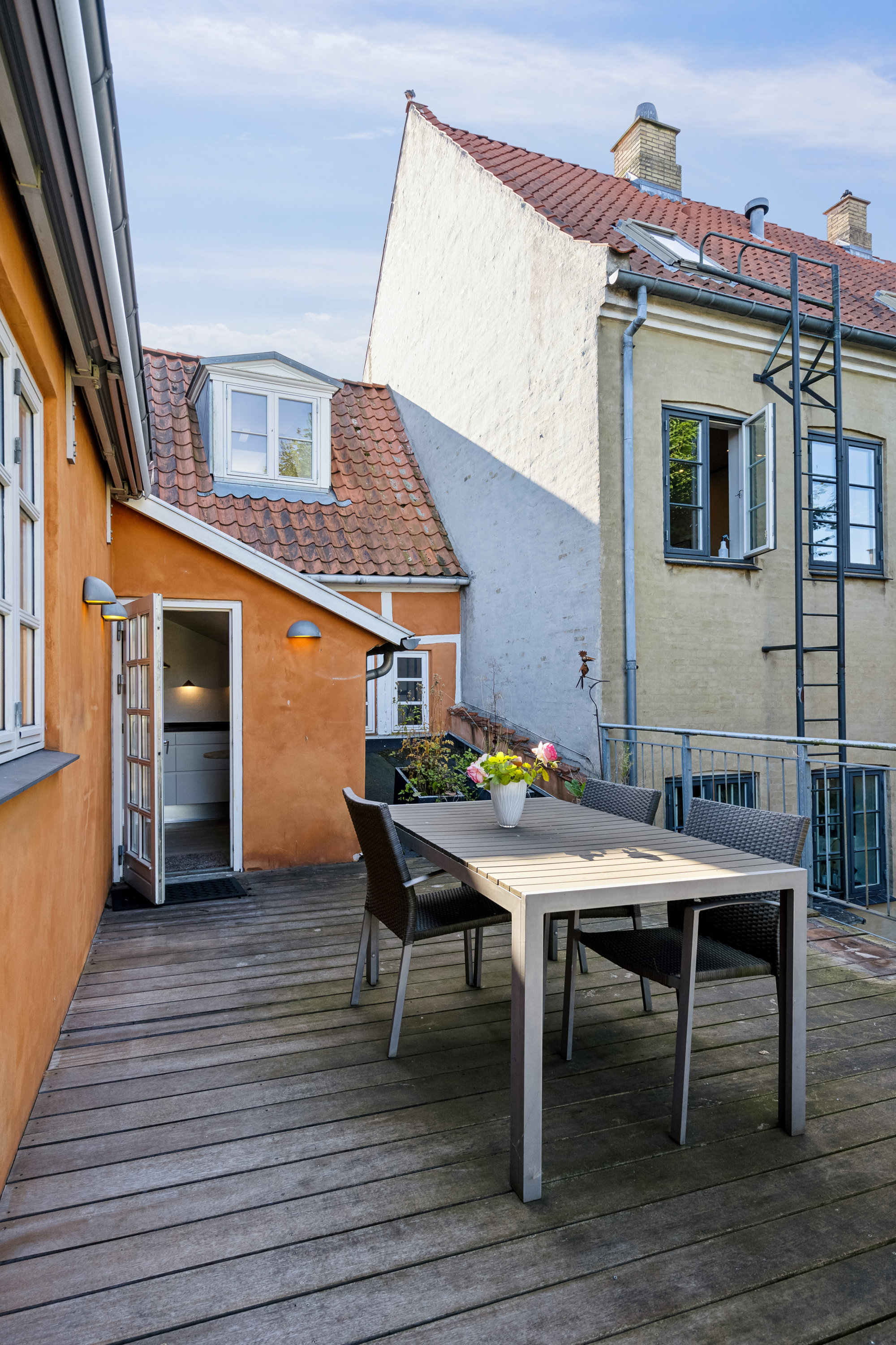 Fremhævet  billede i fuldskærmstilstand. Billede af Torvet 26, 1., 4600 Køge