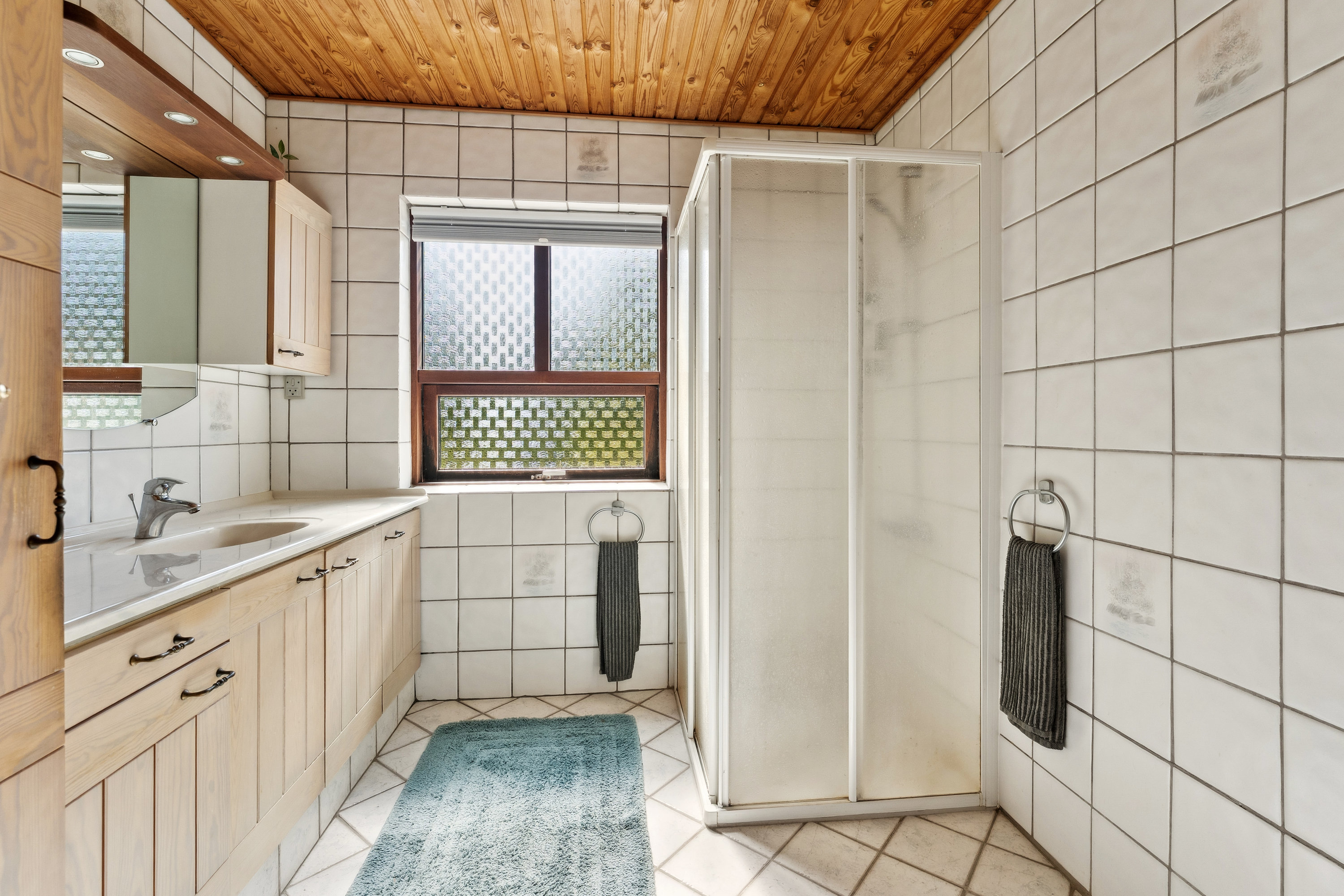 Fremhævet badeværelse billede i fuldskærmstilstand. Billede af Lærkevej 15, 8850 Bjerringbro